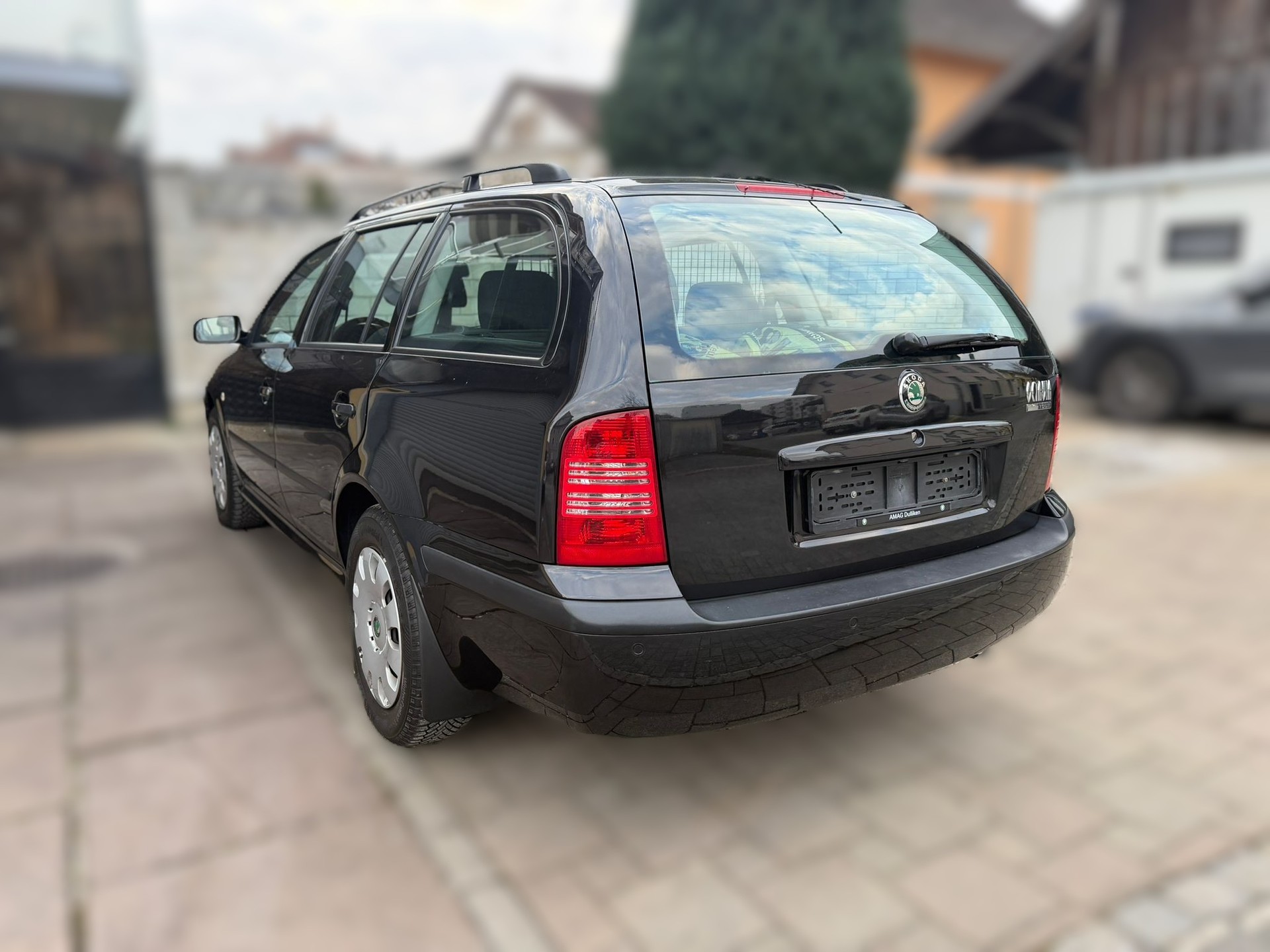 SKODA Octavia 1.9 TDI Tour-image-2