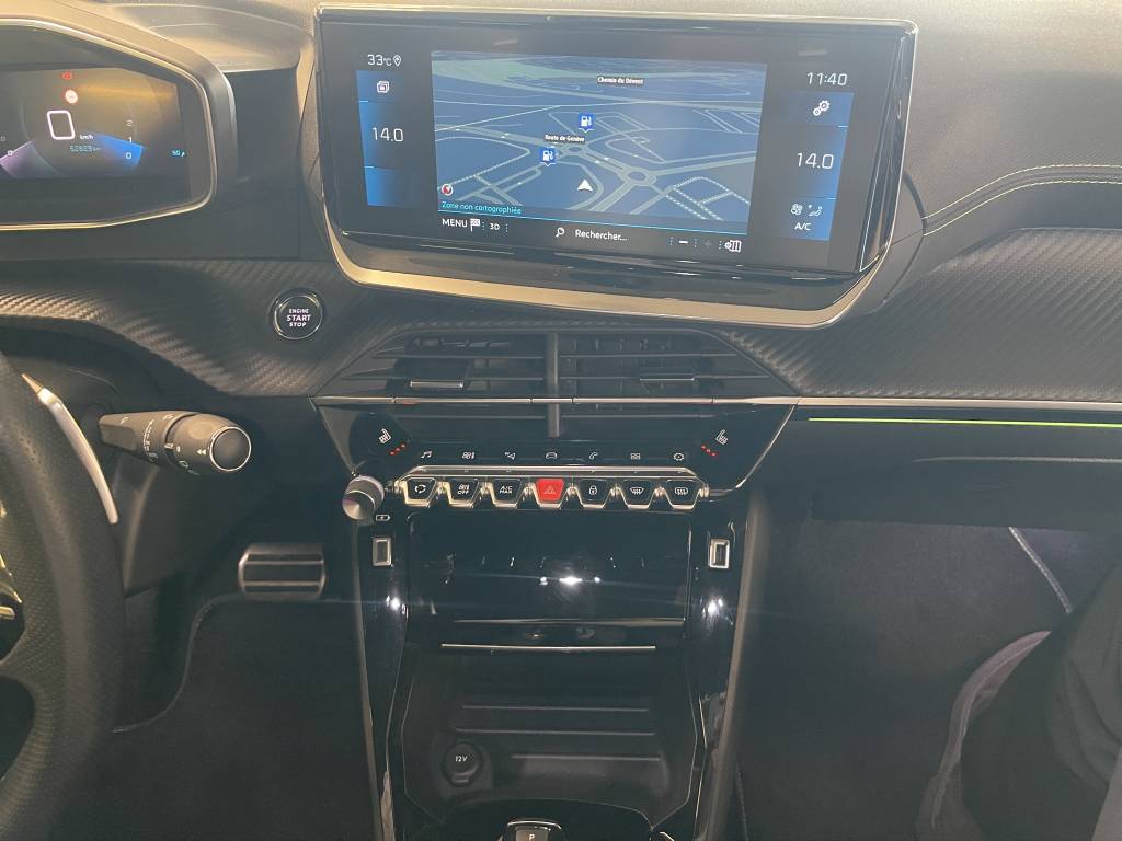 PEUGEOT 208 1.2 PureTech GT Pack EAT8-image-13
