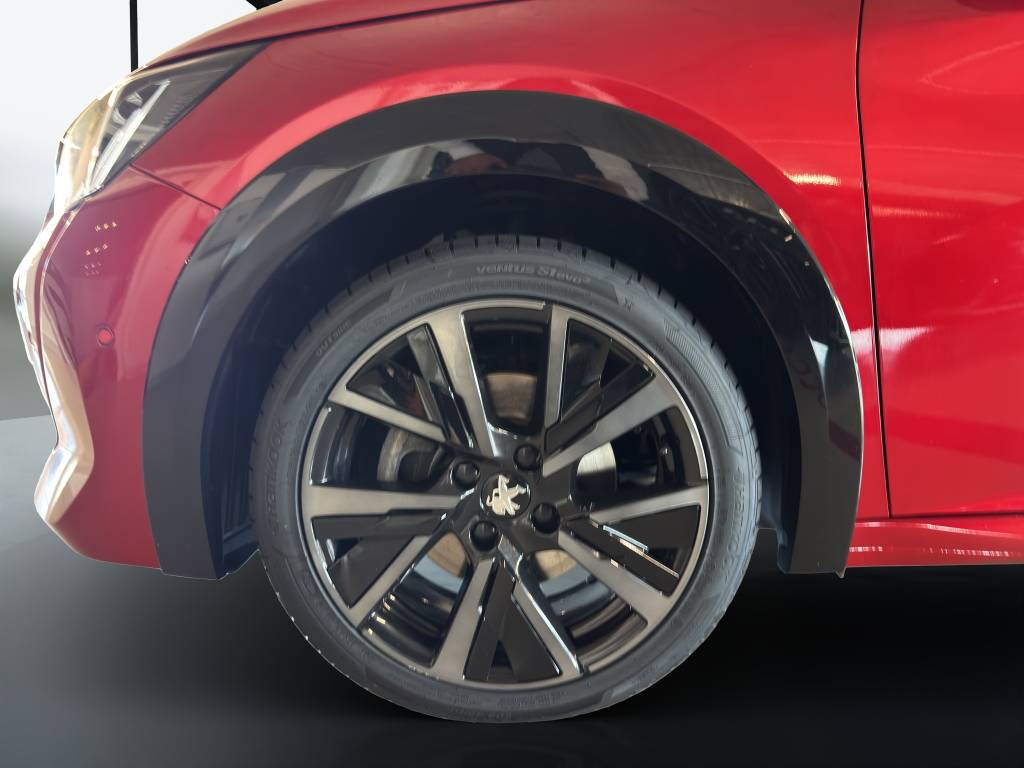 PEUGEOT 208 1.2 PureTech GT Pack EAT8-image-15