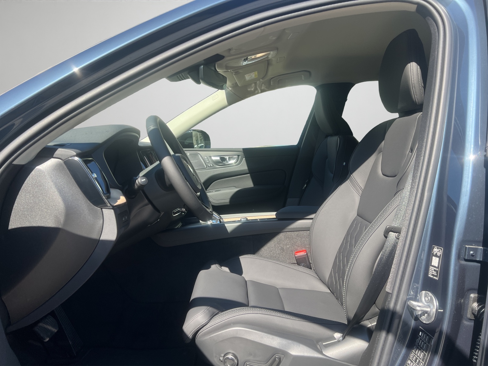 Image VOLVO XC60 XC60 T6 eAWD PluginHybrid Plus Dark Geartronic