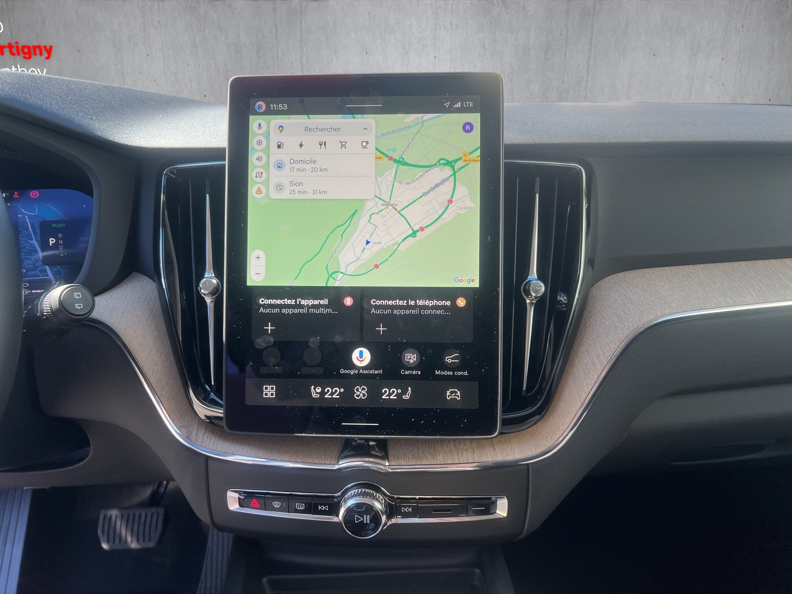 VOLVO XC60 T6 eAWD PluginHybrid Plus Dark Geartronic-image-10