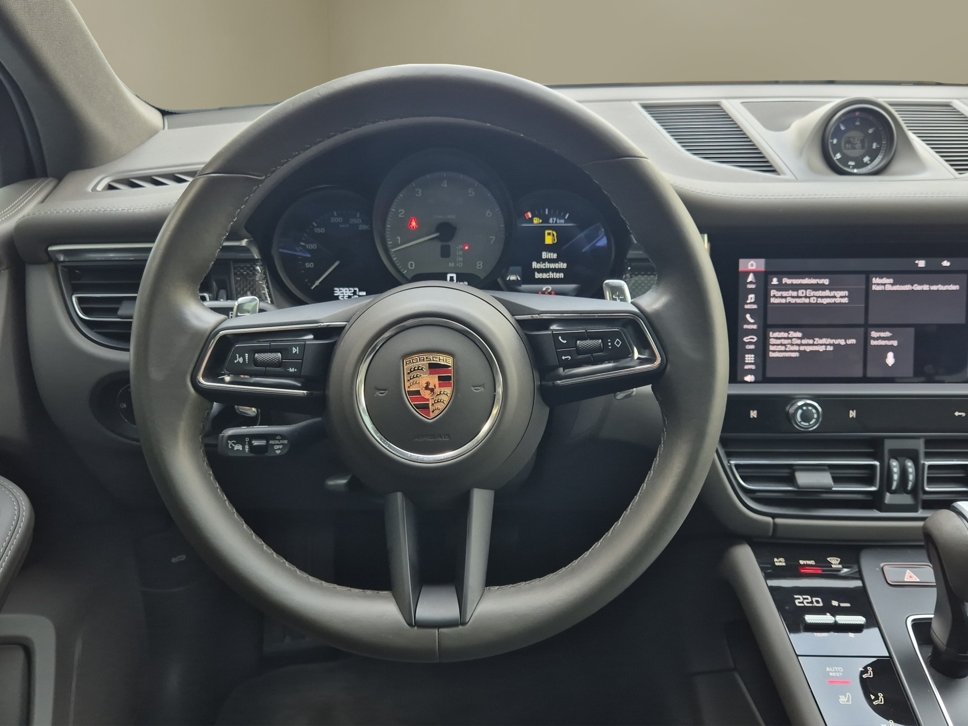 PORSCHE Macan S PDK-image-12