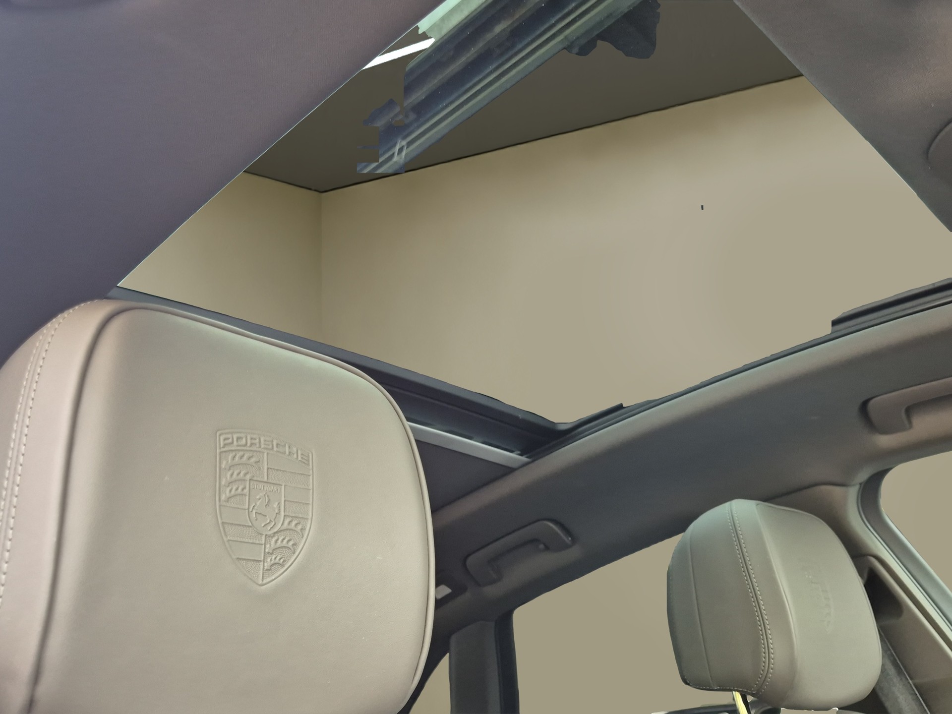 PORSCHE Macan S PDK-image-22