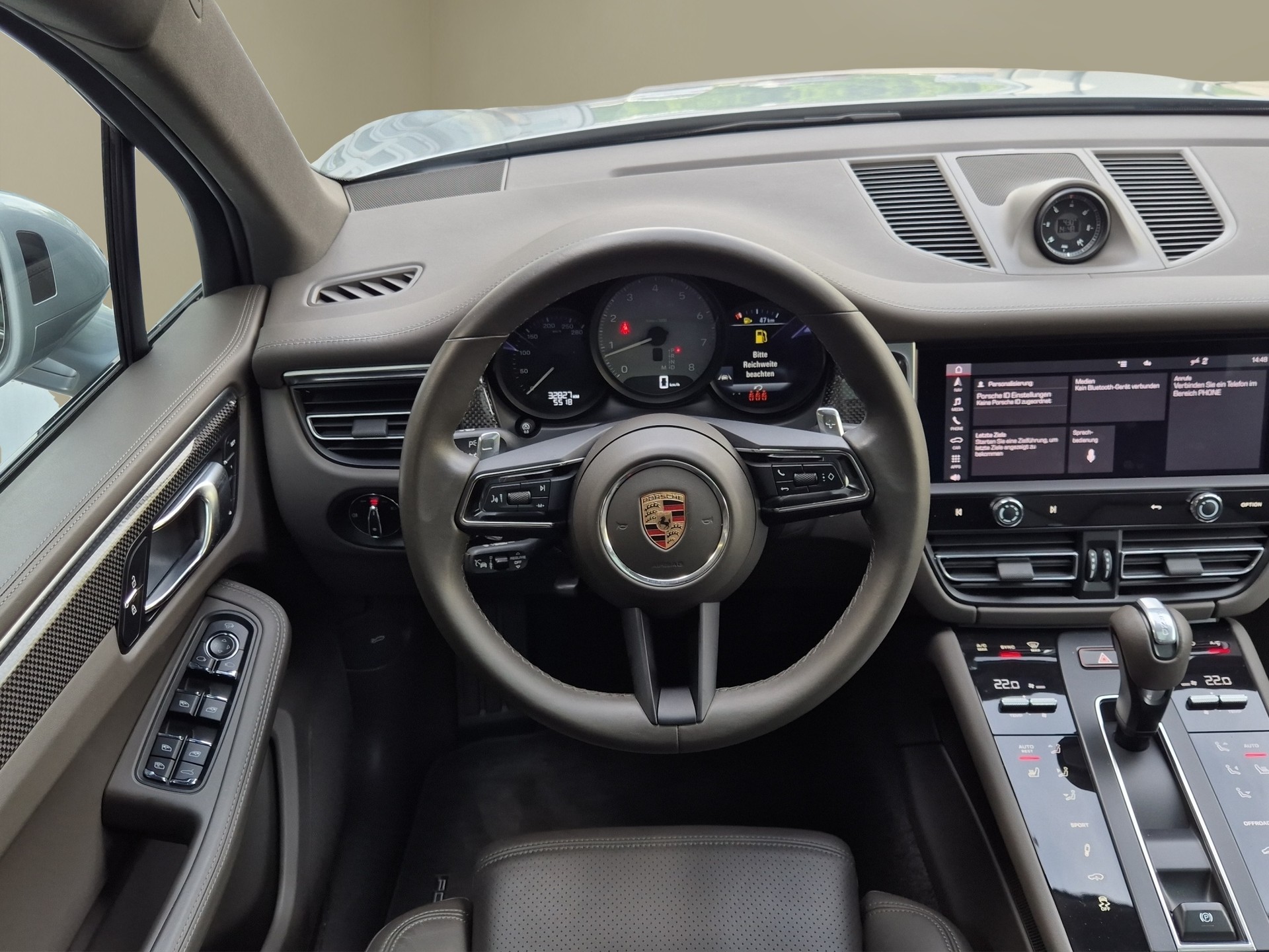 PORSCHE Macan S PDK-image-11