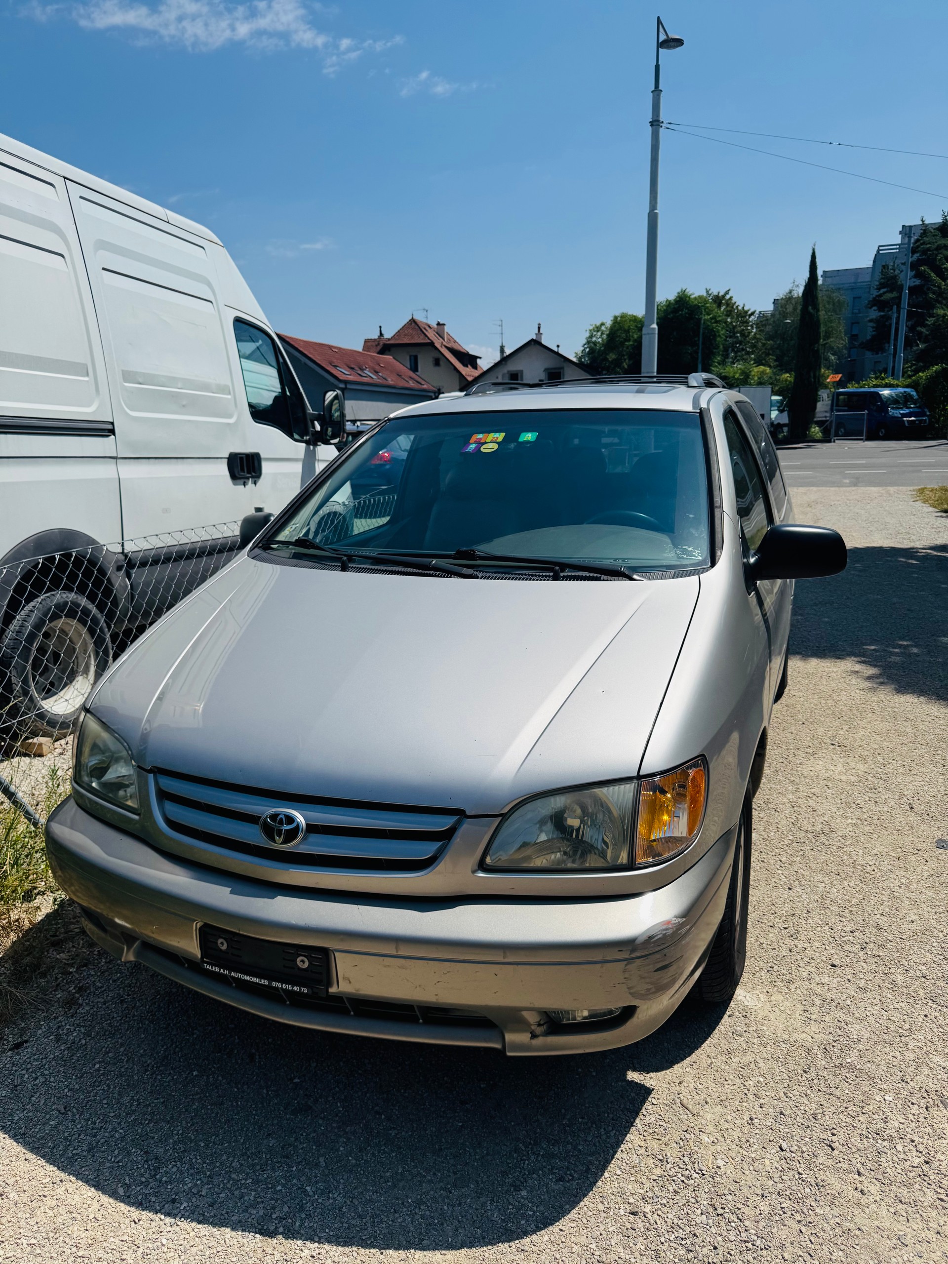 TOYOTA Sienna