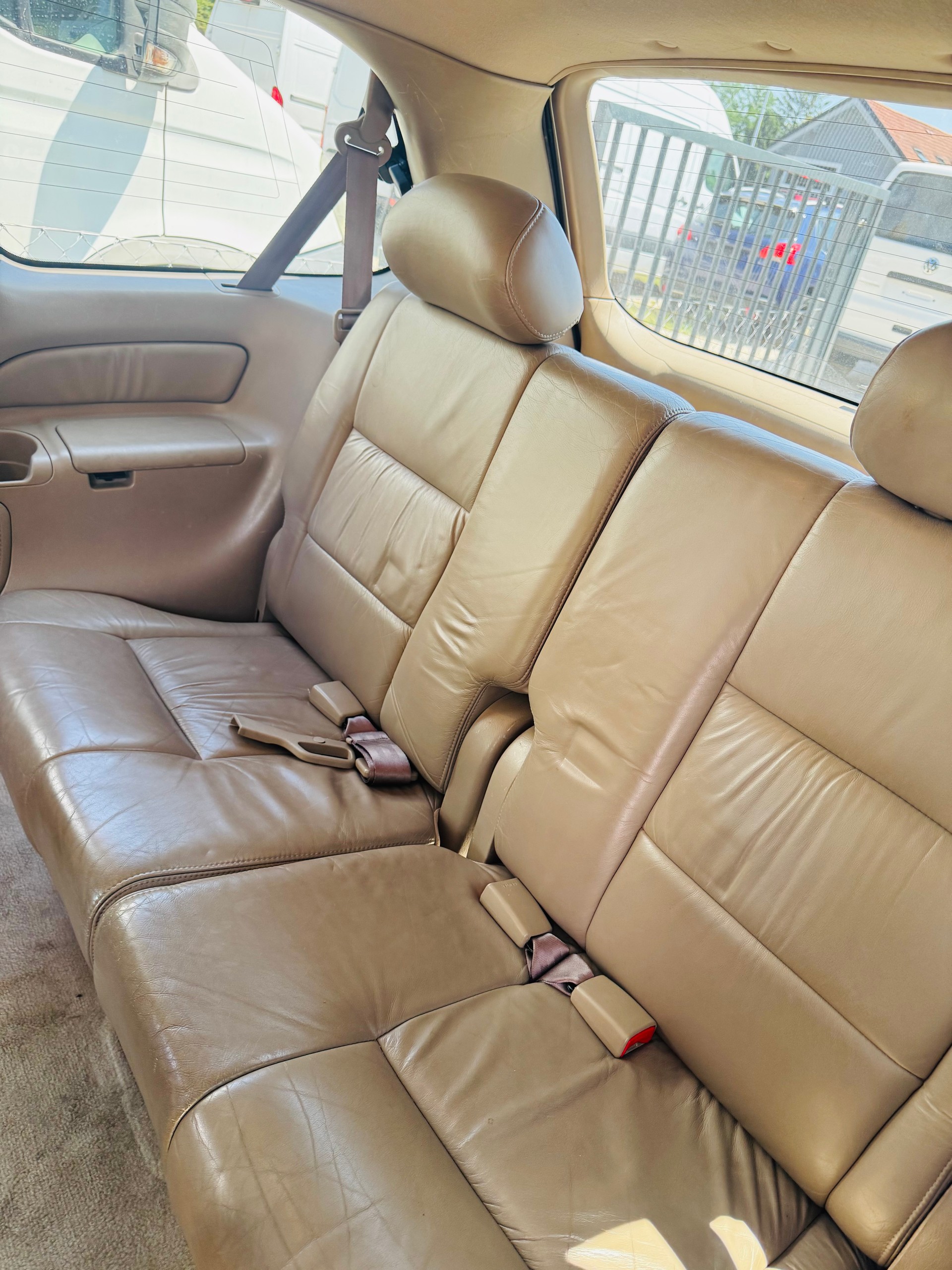 TOYOTA Sienna-image-7