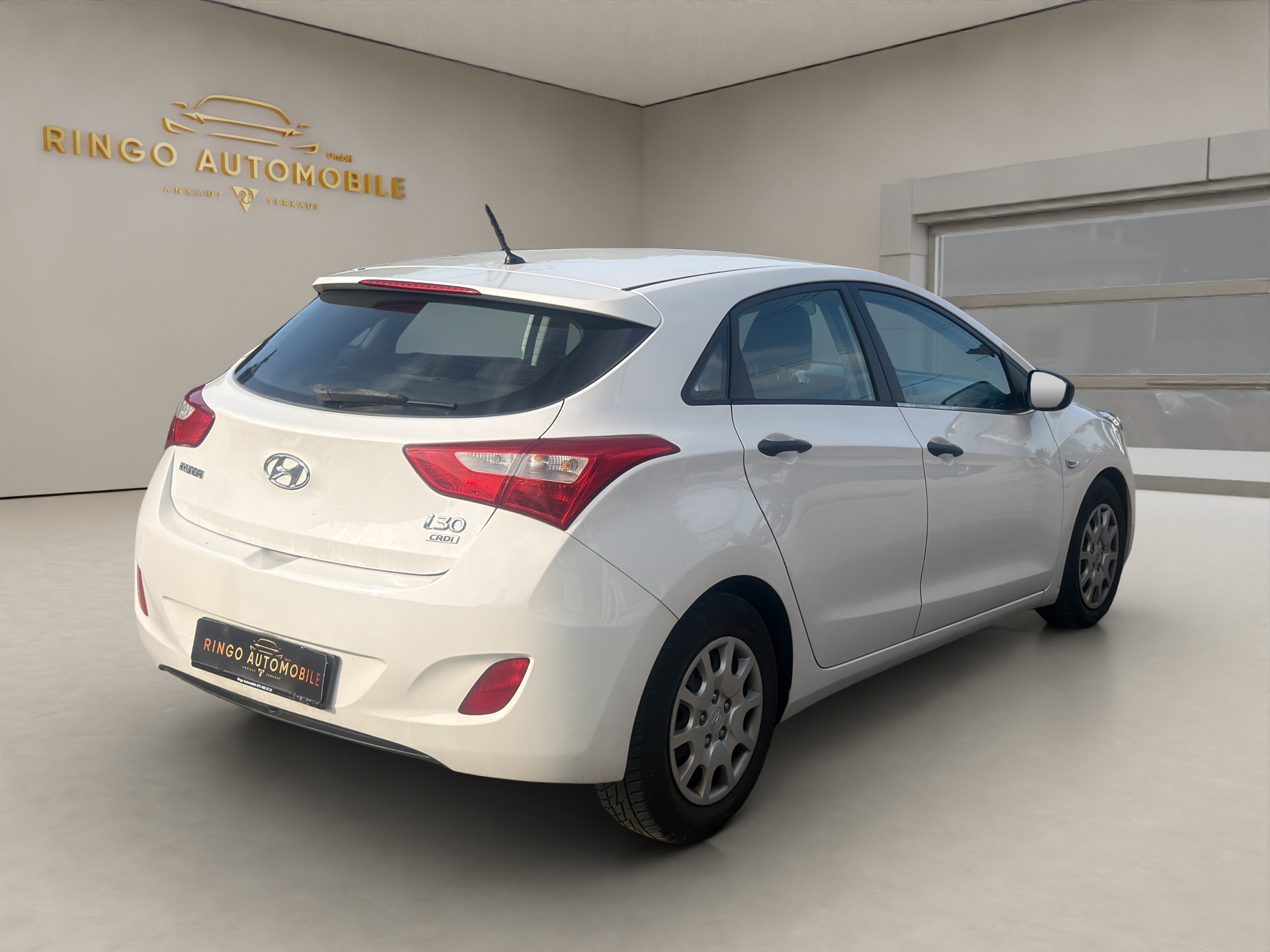 HYUNDAI i30 1.4 Pica-image-6