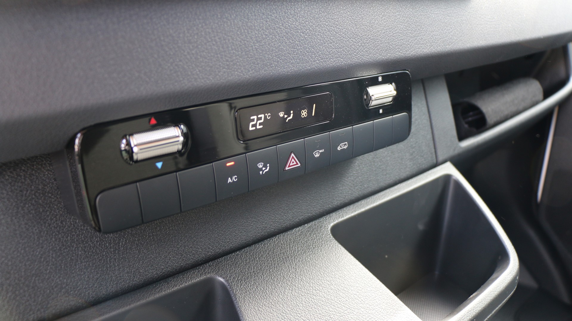 MERCEDES-BENZ Sprinter 319 CDI PRO KA 3665mm S-image-14