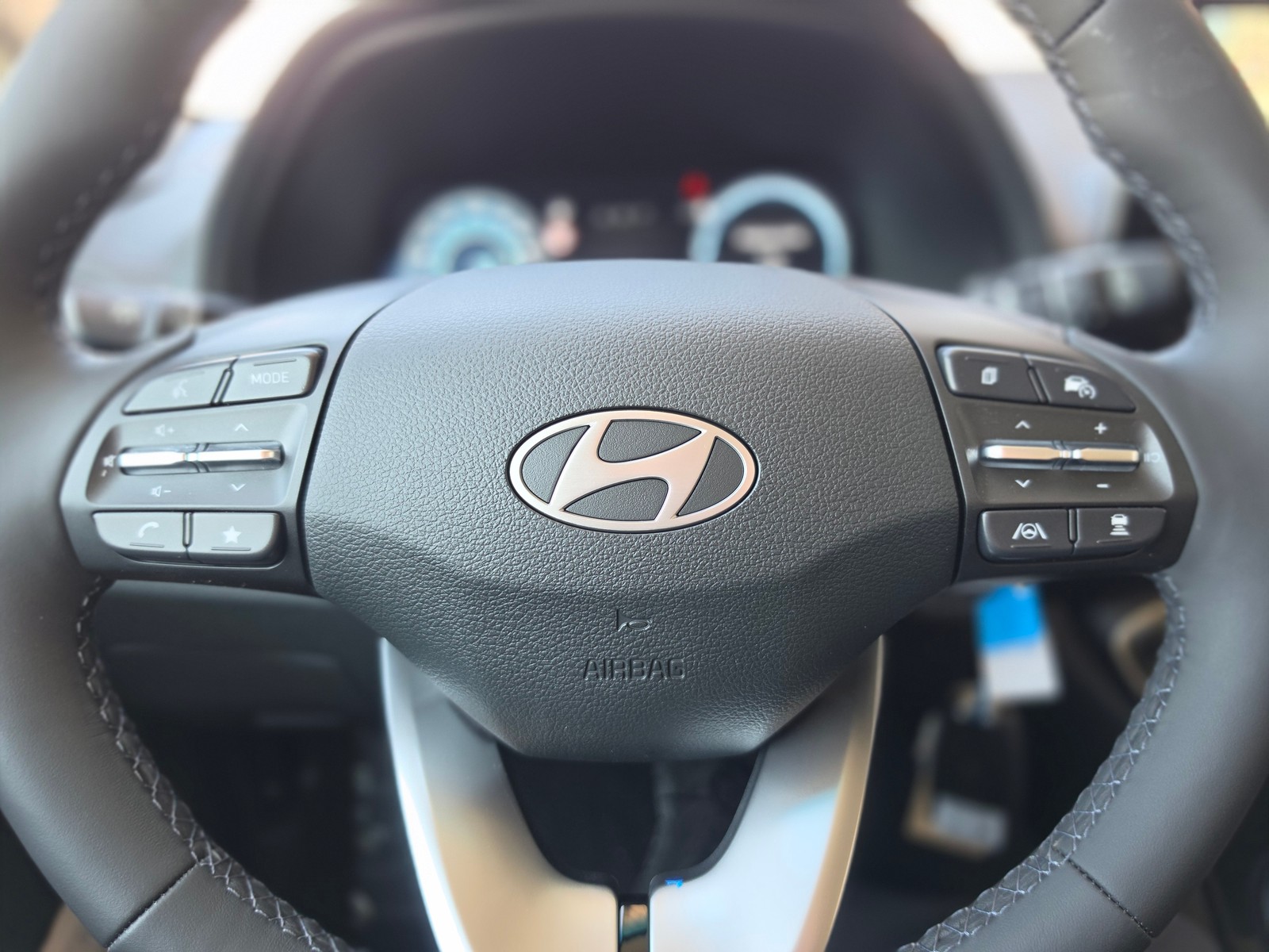 Hyundai i30 1.5 T-GDi Amplia DCT — photo 6