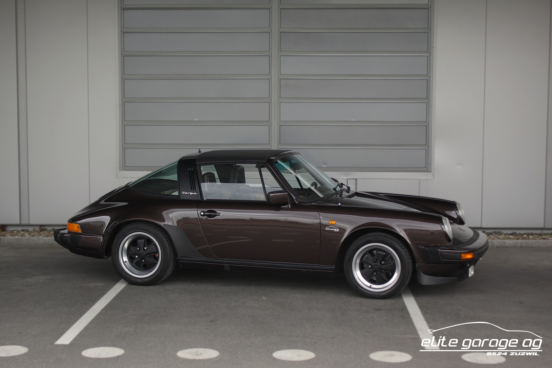PORSCHE 911 SC Targa-image-6