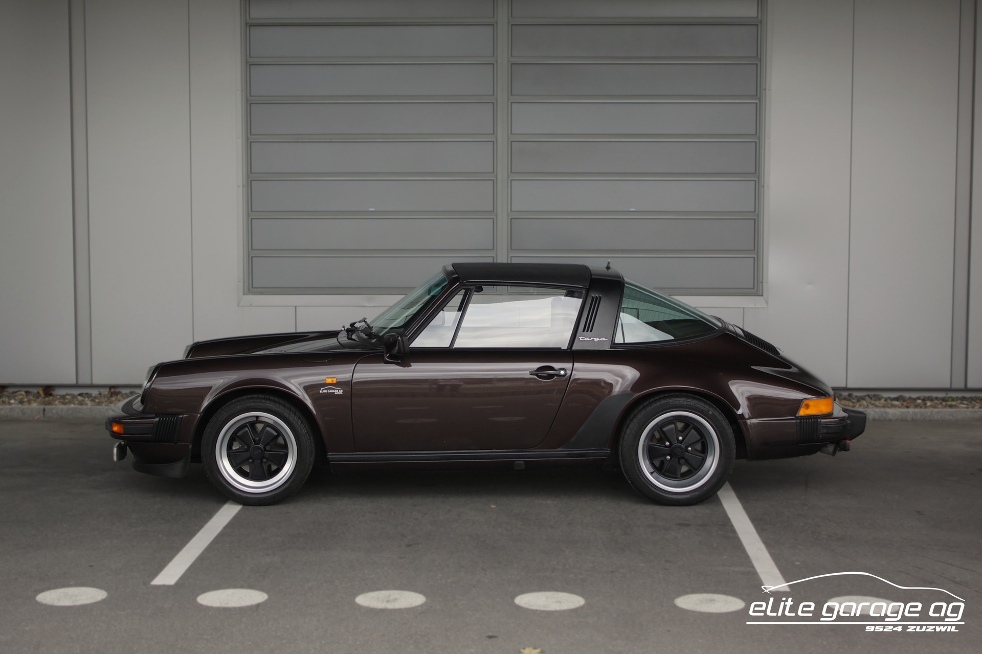 PORSCHE 911 SC Targa-image-1
