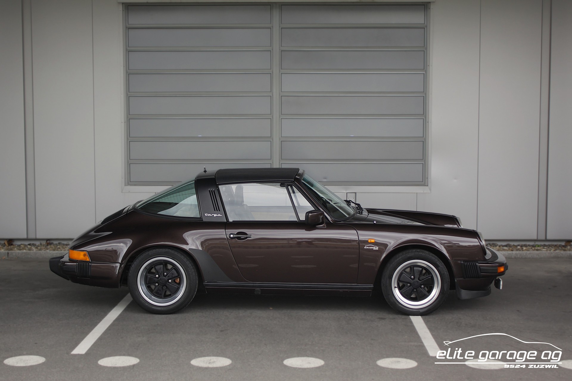 PORSCHE 911 SC Targa-image-5