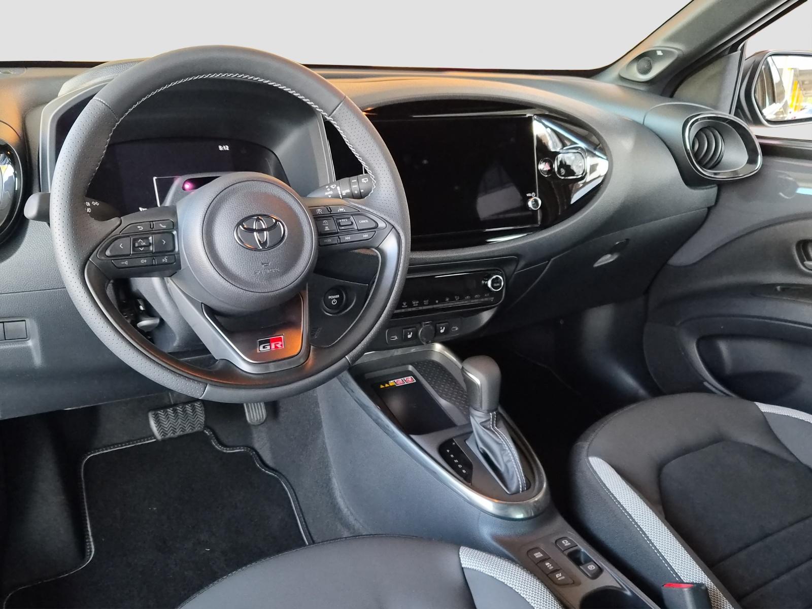 TOYOTA Aygo X 1.5 VVT-i HSD GR Sport-image-10