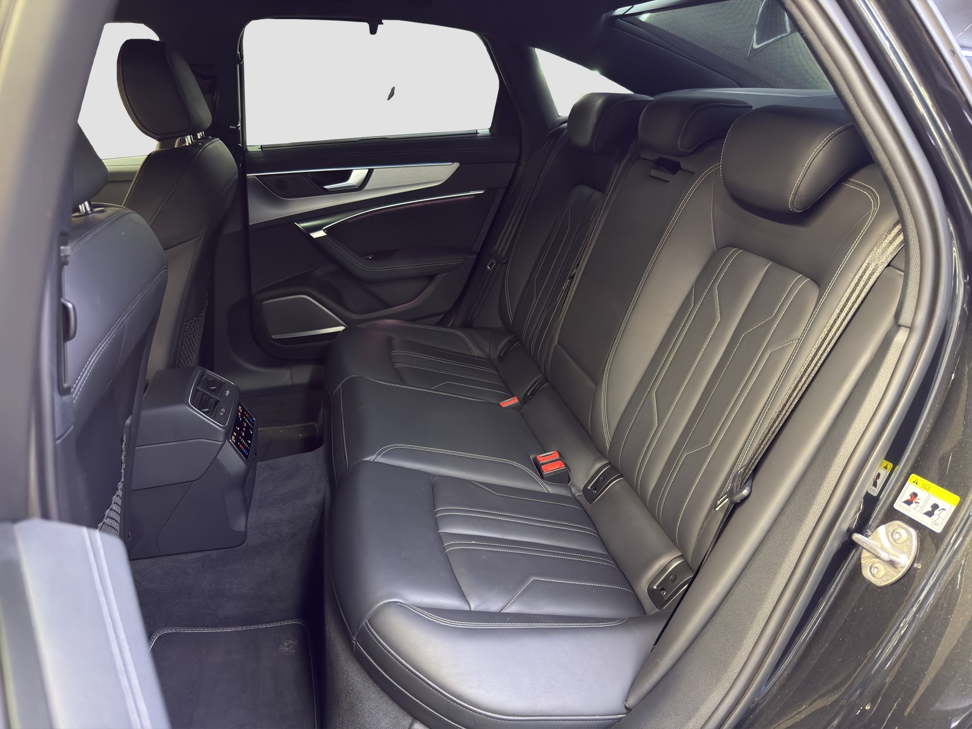 AUDI A6 Limousine 55 TFSI Sport quattro S-tronic-image-15