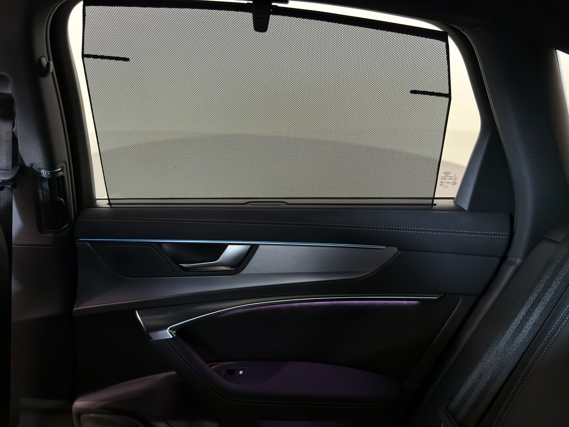 AUDI A6 Limousine 55 TFSI Sport quattro S-tronic-image-19