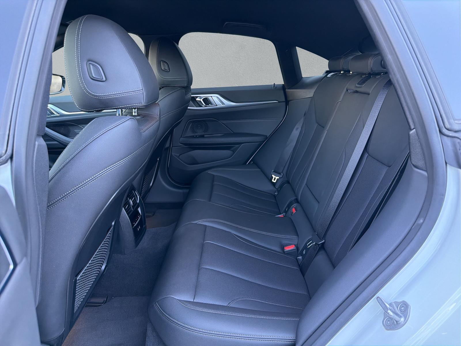 BMW i4 eDrive35-image-15