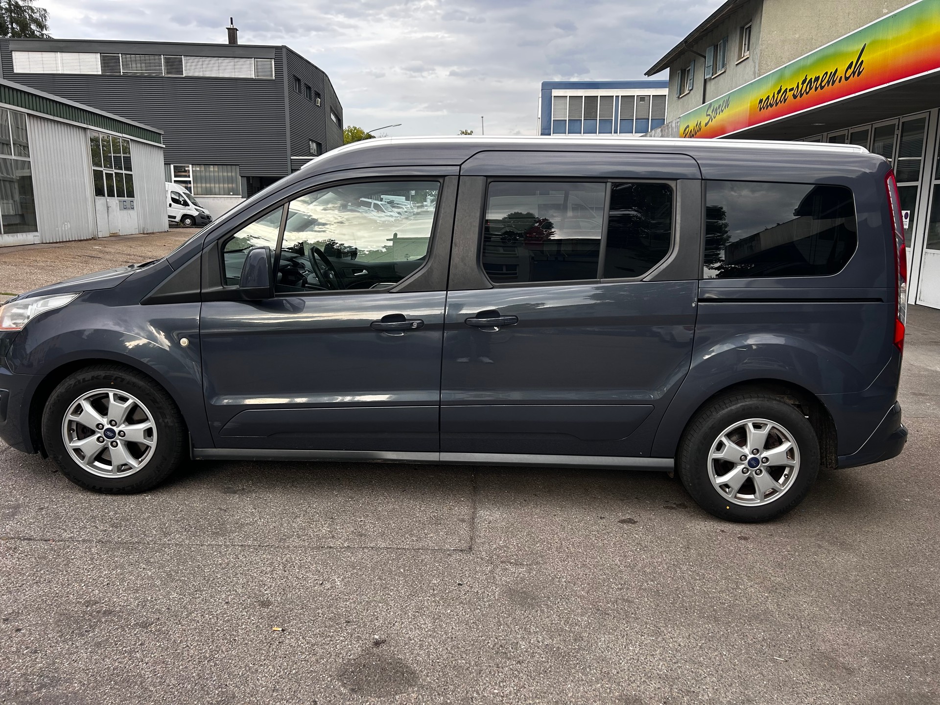 FORD Grand Tourneo Connect 1.6 TDCi Ambiente-image-6