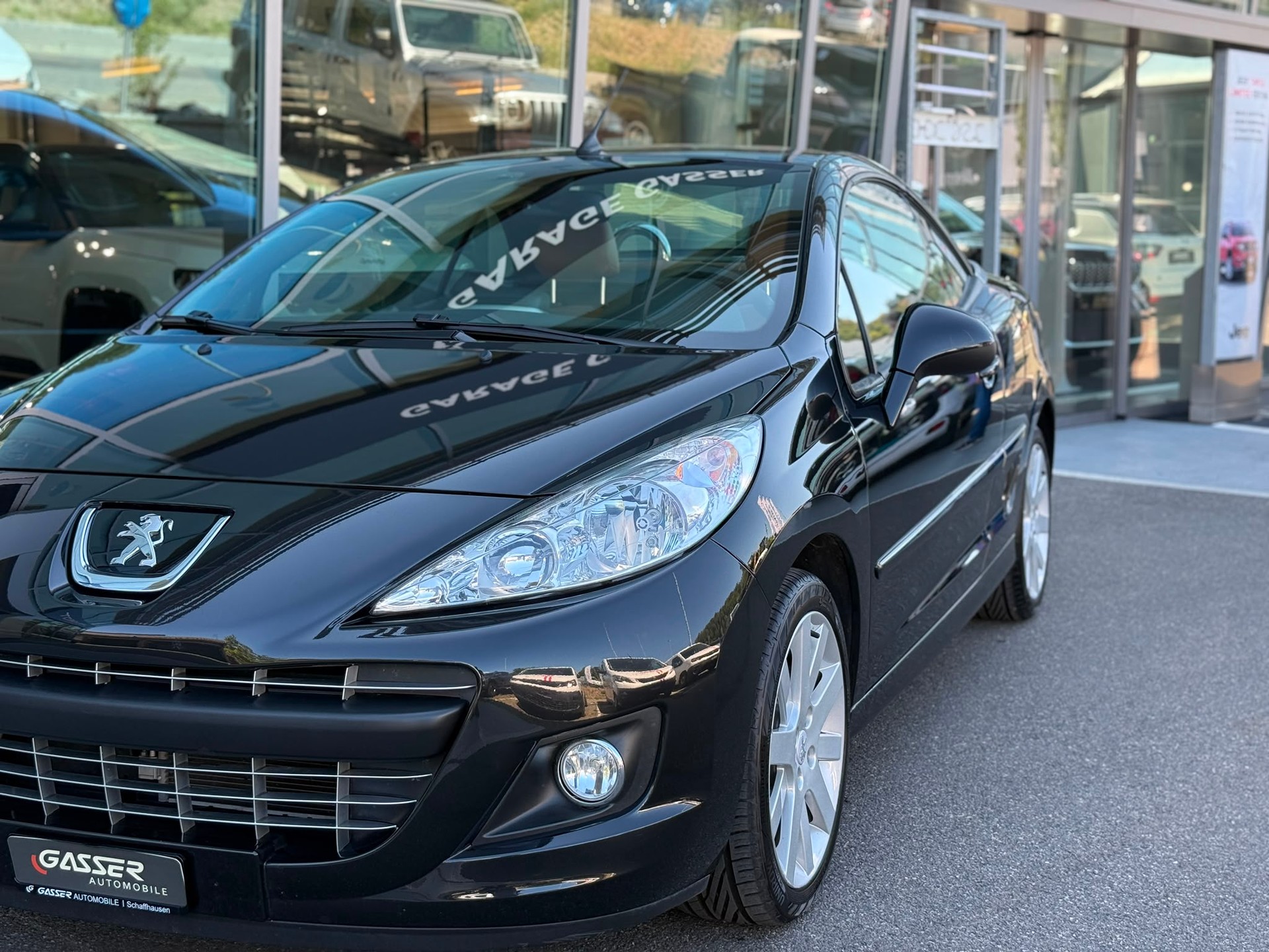 PEUGEOT 207 CC 1.6 16V Swiss Collector-image-2