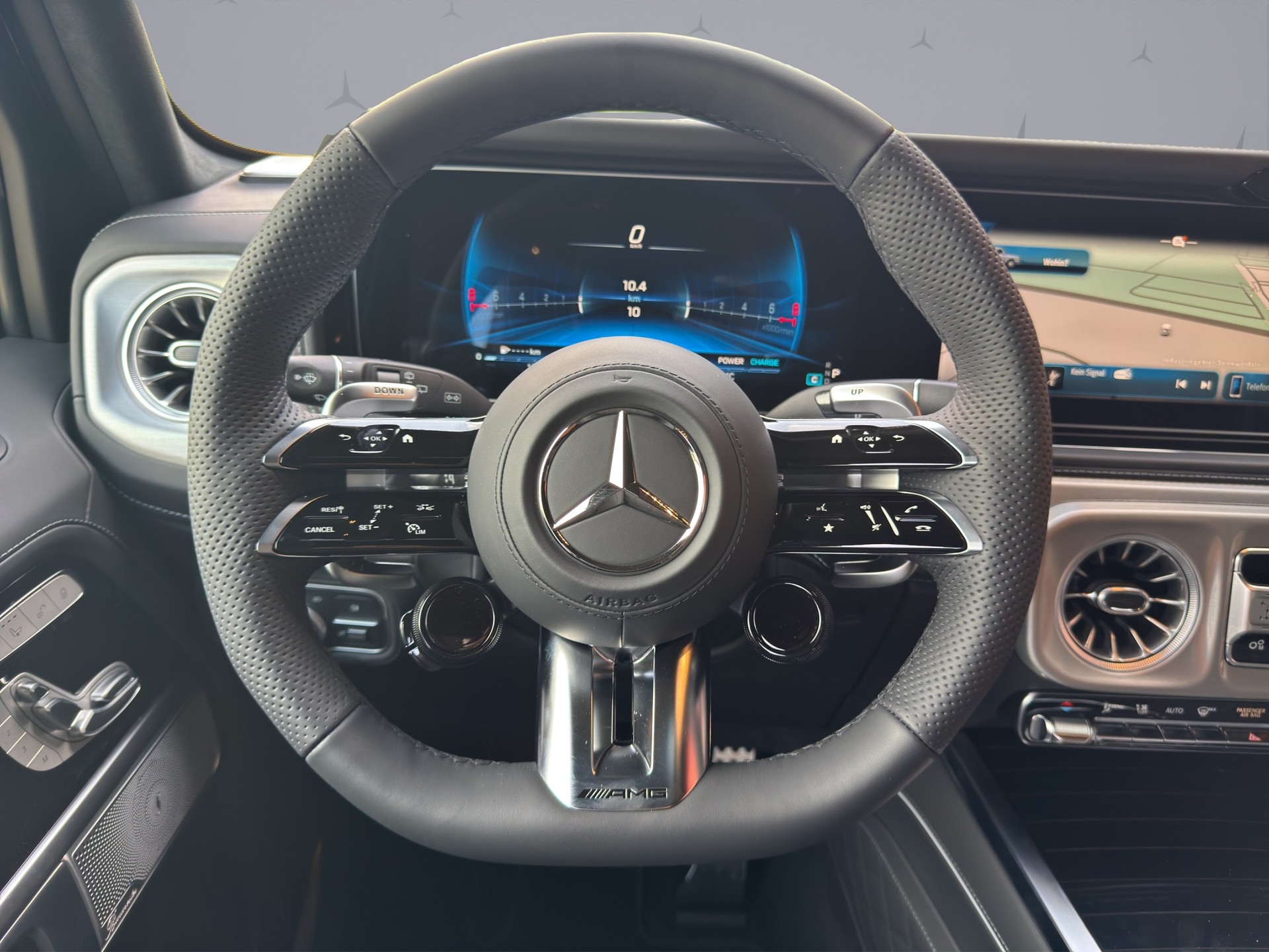 MERCEDES-BENZ G 63 AMG-image-10