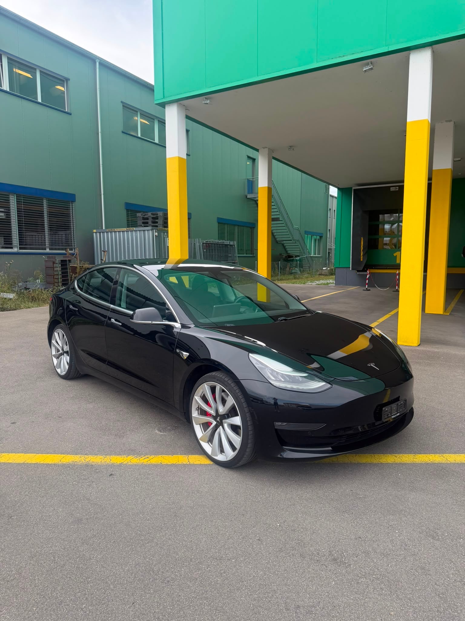 TESLA Model 3 Long Range Dual Motor AWD-image-0