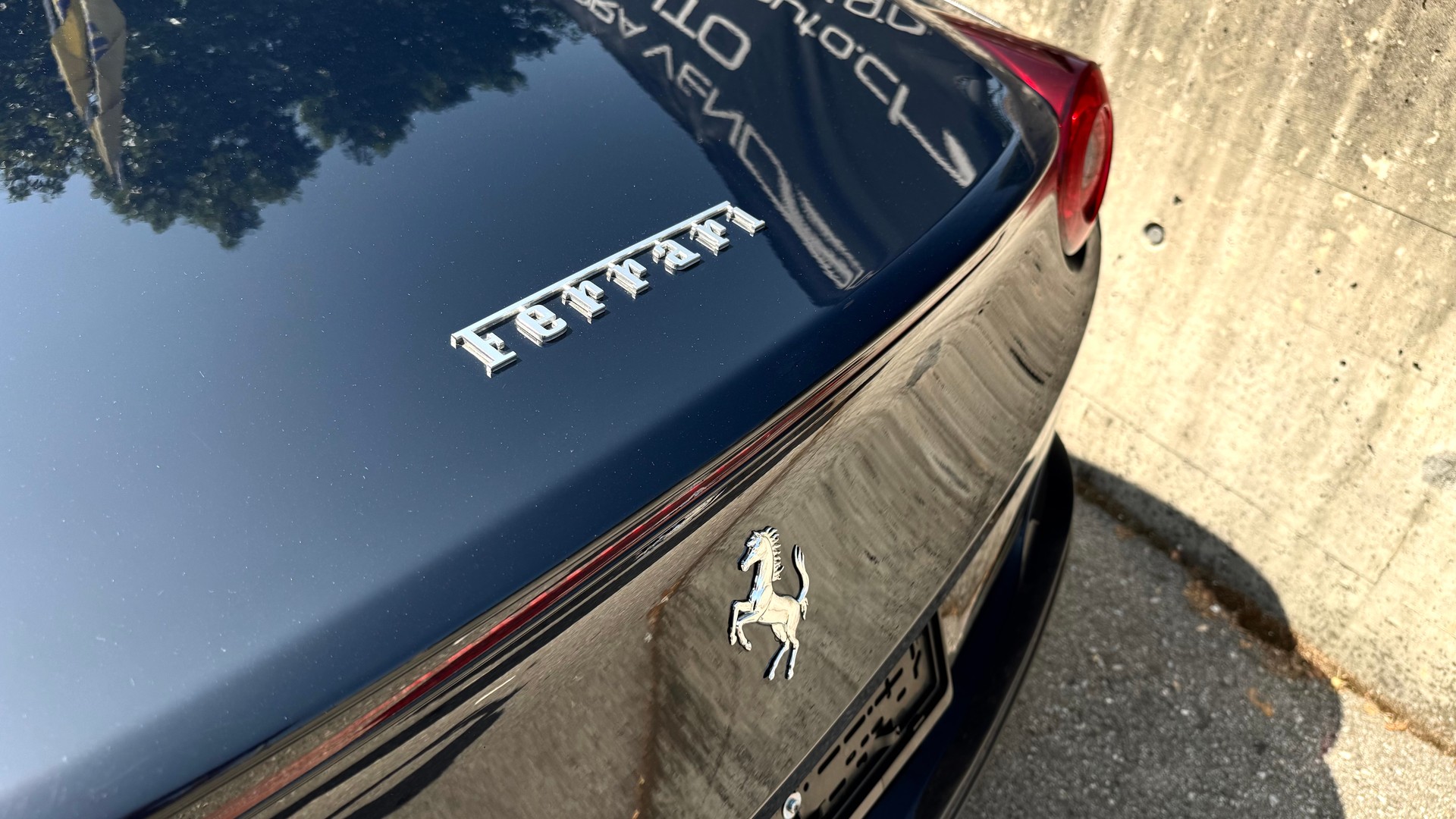 FERRARI California 3.9 V8 T-image-6