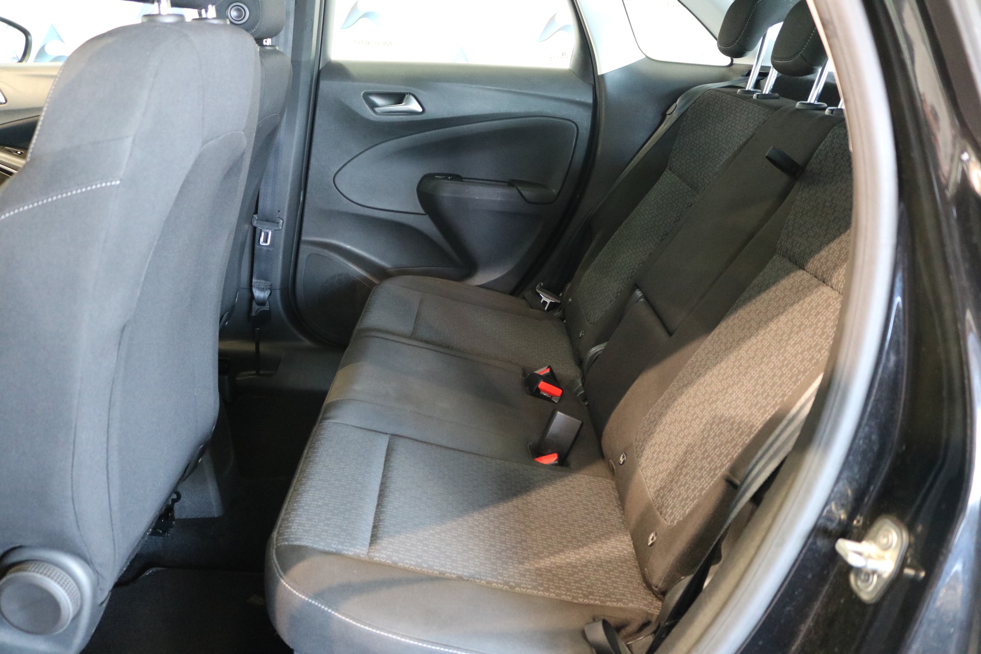 OPEL Crossland X 1.2i 120 Years Edition-image-41