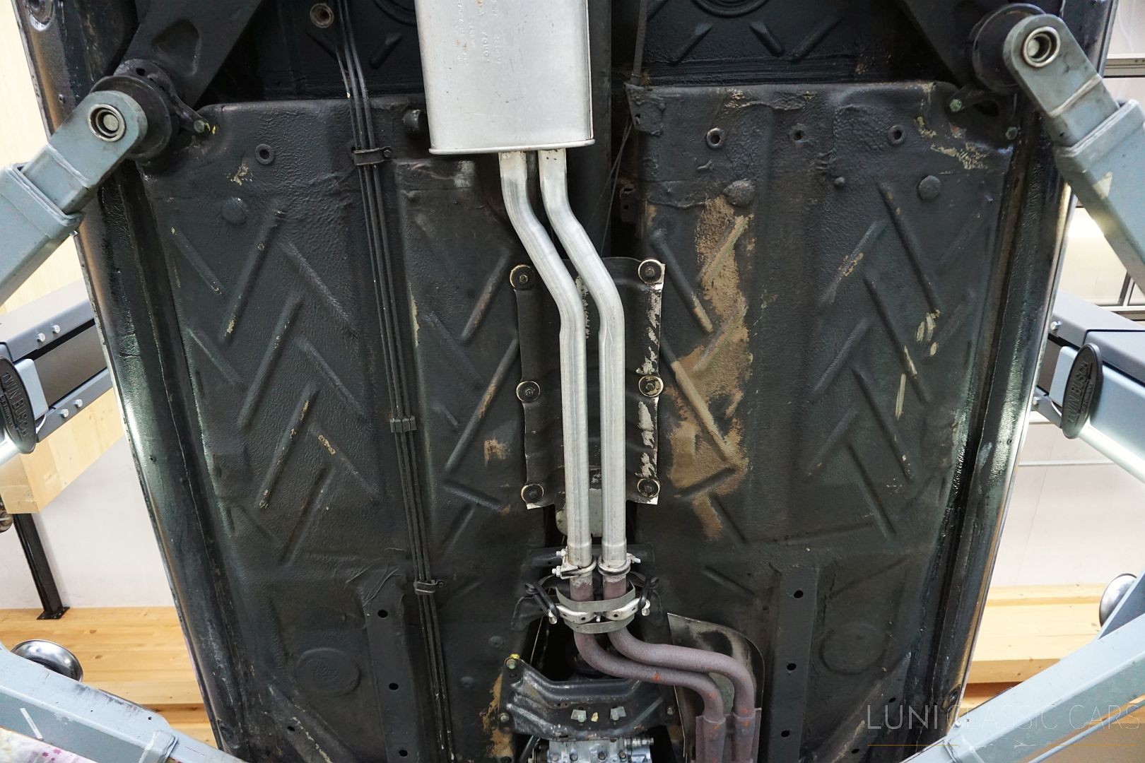 MERCEDES-BENZ 280 S W116-image-30