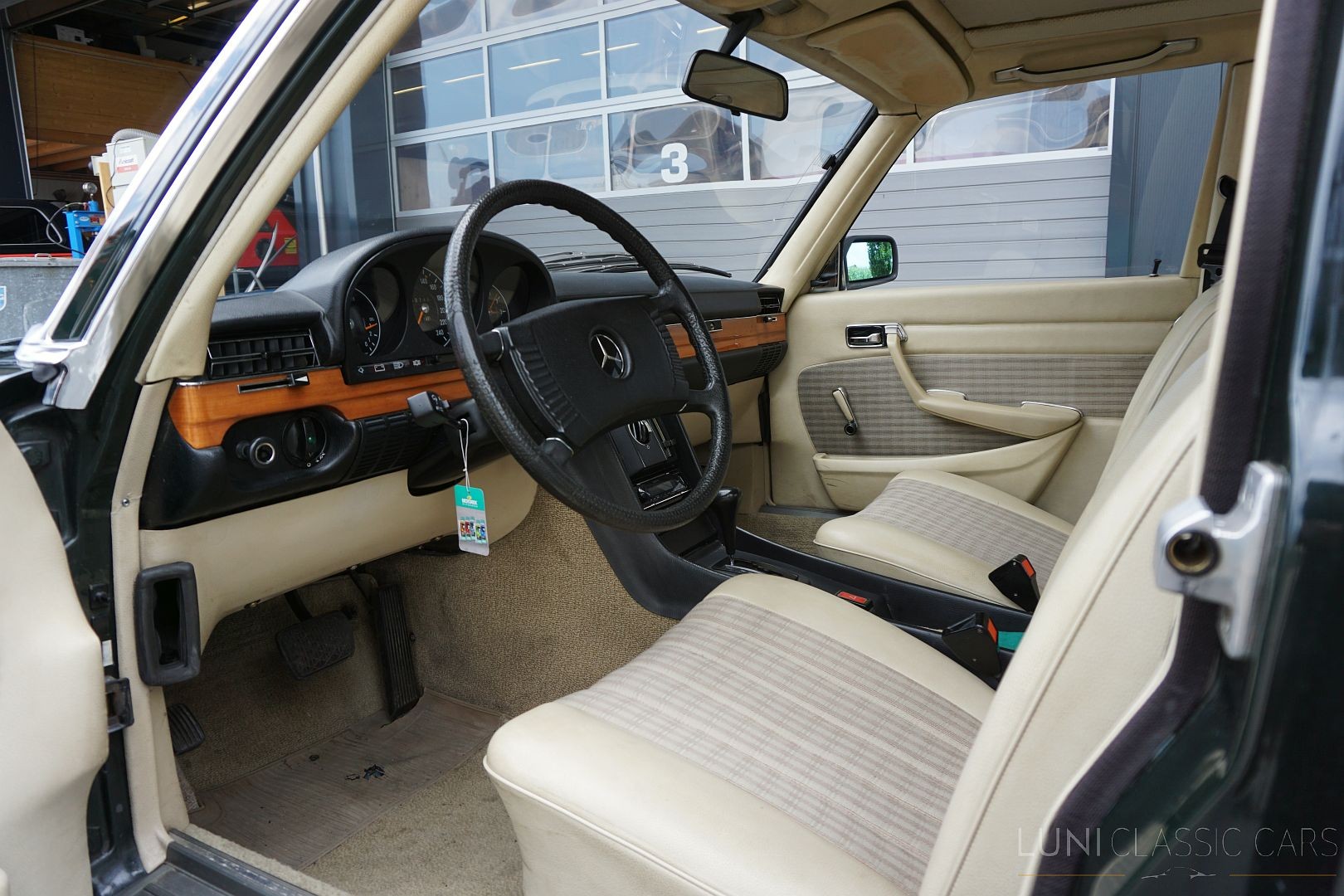 MERCEDES-BENZ 280 S W116-image-12