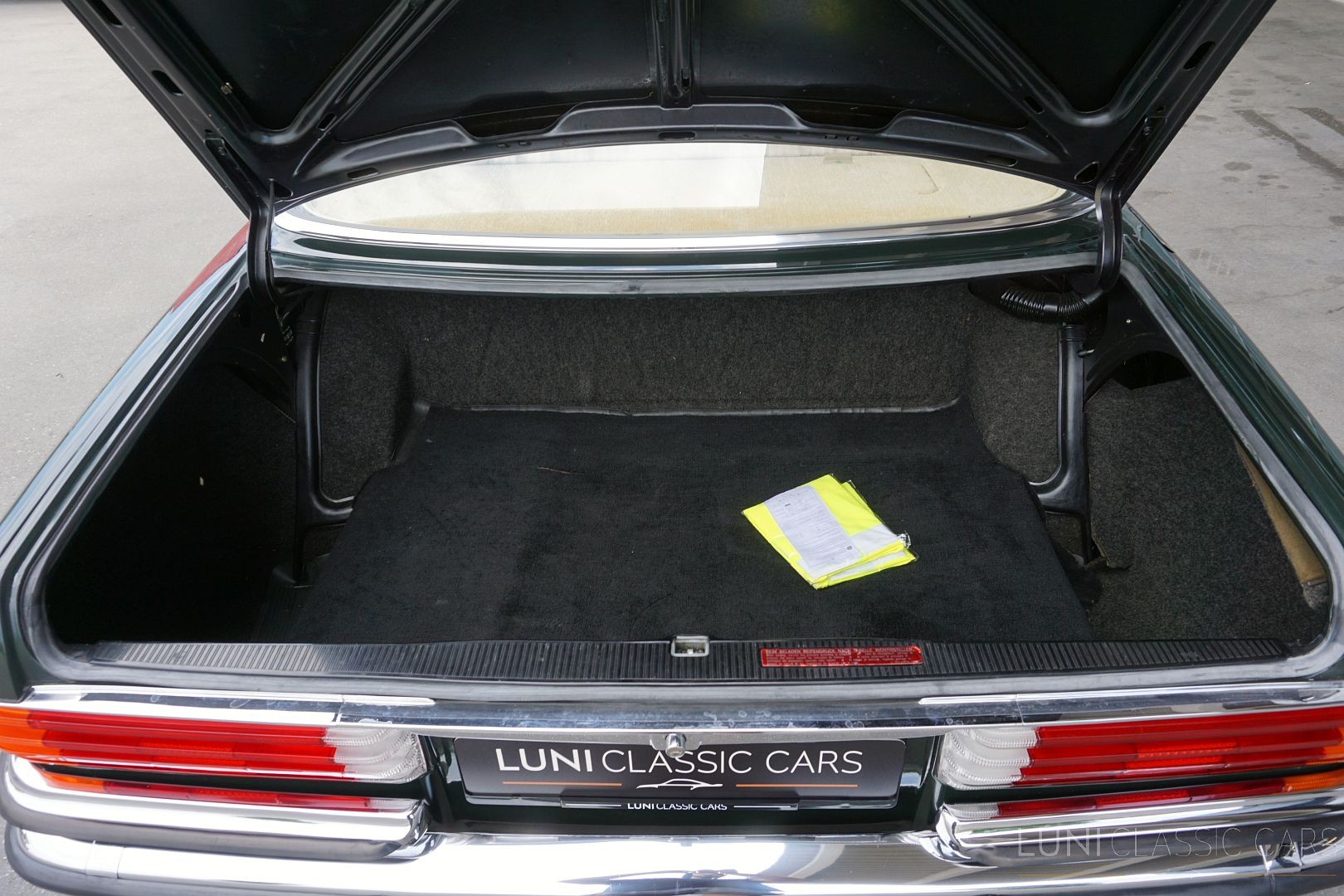 MERCEDES-BENZ 280 S W116-image-24