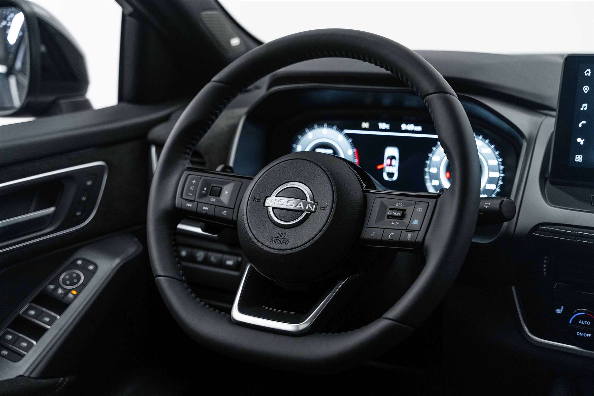 NISSAN NISSAN Qashqai 1.3 DIG-T MHEV Tekna+ 4x4 Xtronic-Automat-image-9