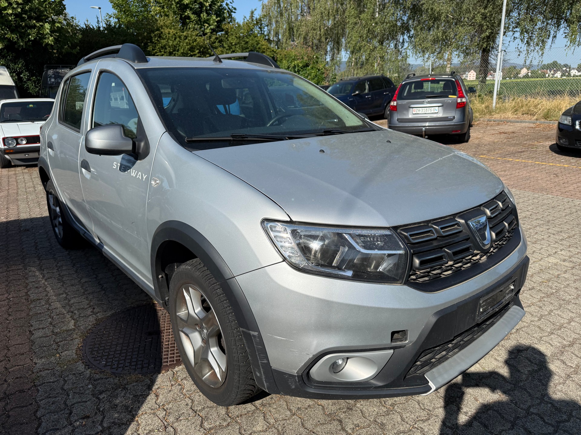 DACIA Sandero 1.5 dCi Stepway Automatic-image-2