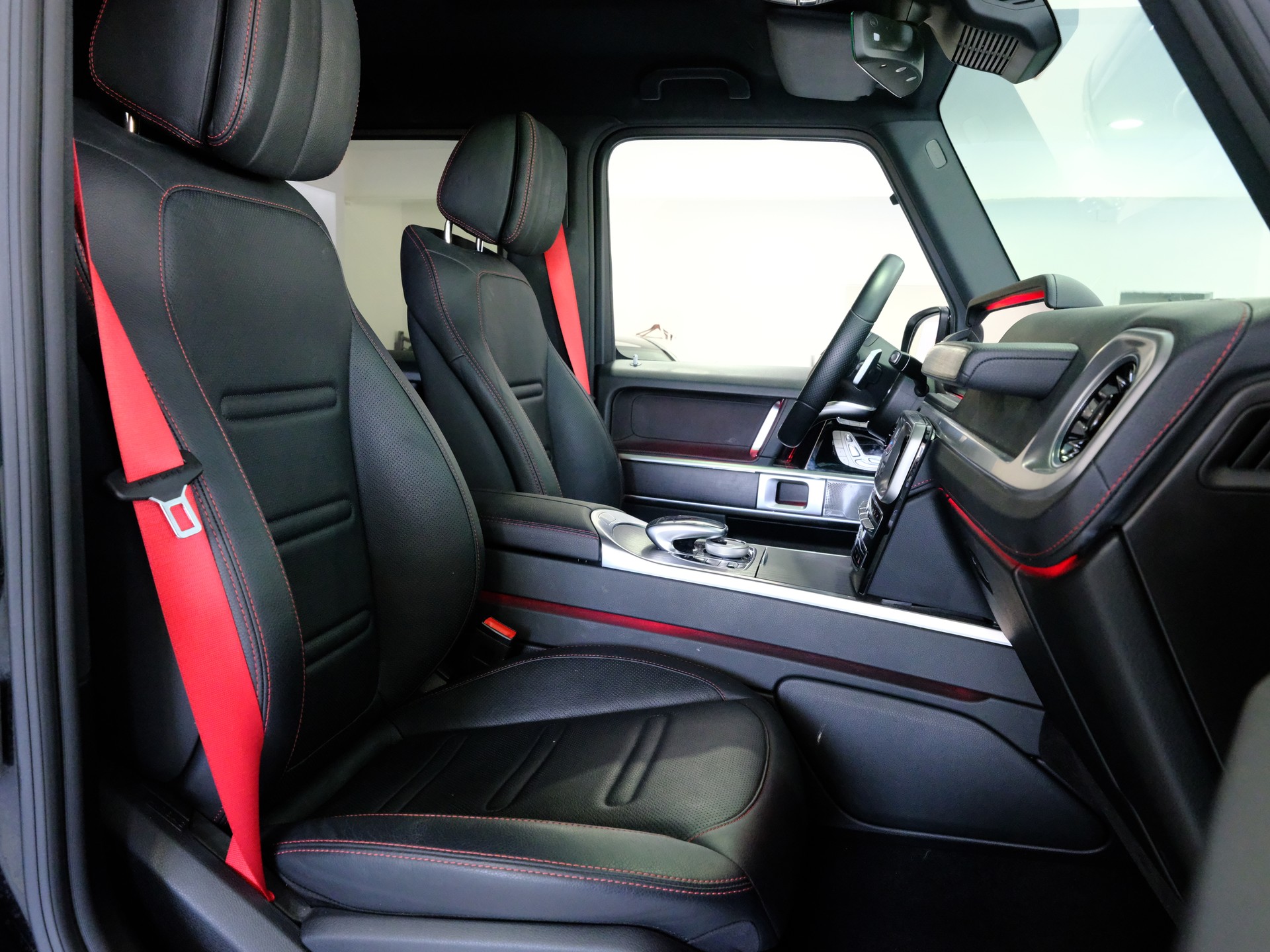 MERCEDES-BENZ G 500 AMG Line 9G-Tronic-image-13