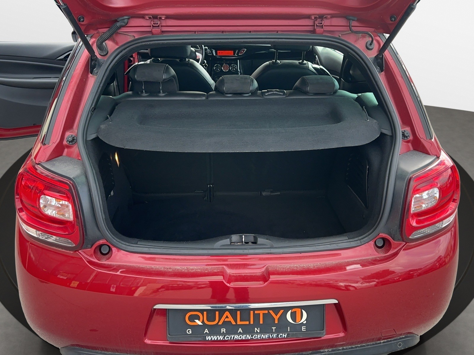DS AUTOMOBILES DS3 1.2 VTi SO Chic ETG5-image-13