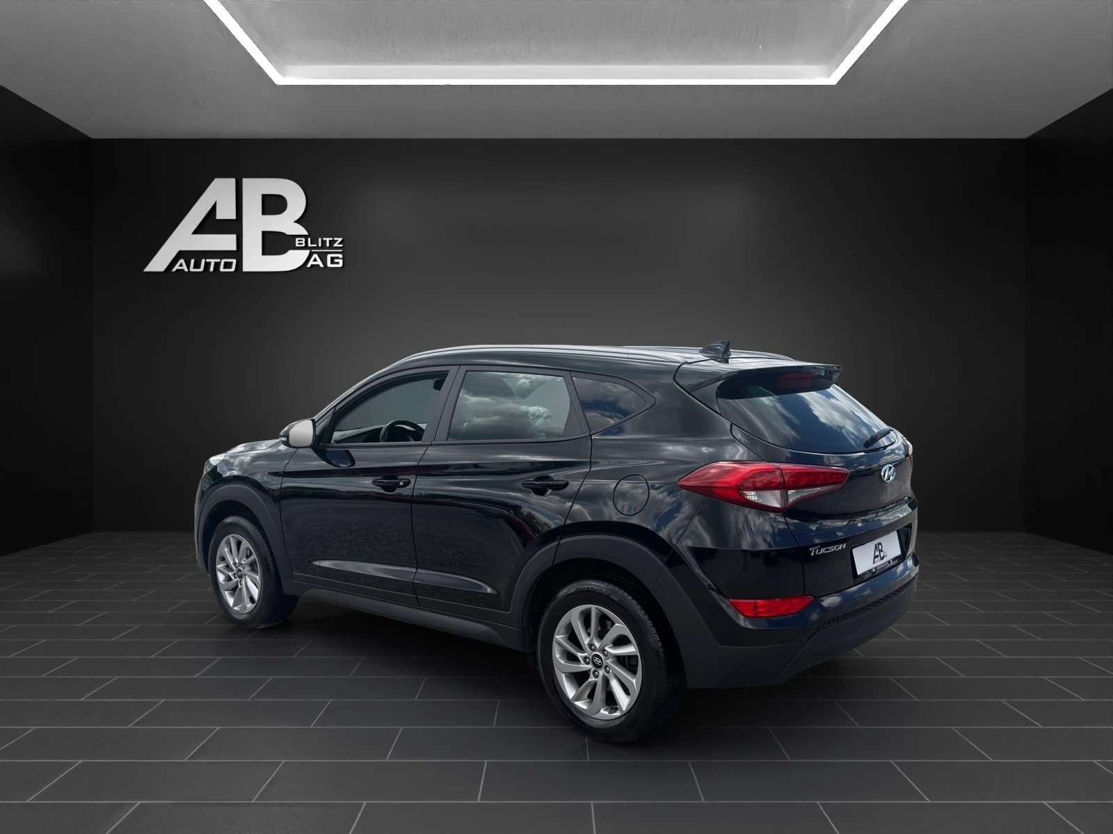 HYUNDAI Tucson 1.6 GDI-image-2