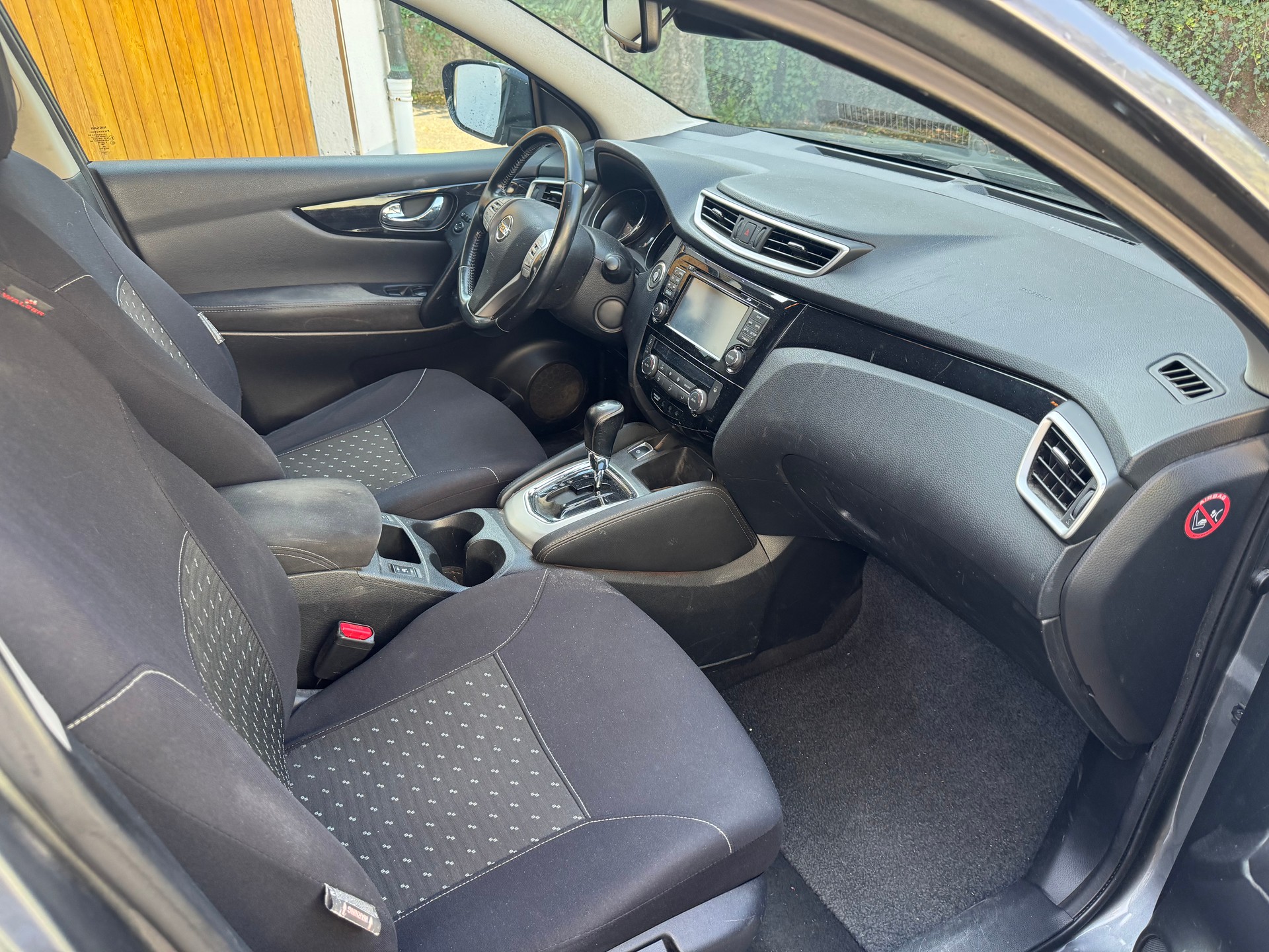 NISSAN Qashqai 1.2 DIG-T tekna Xtronic CVT-image-6