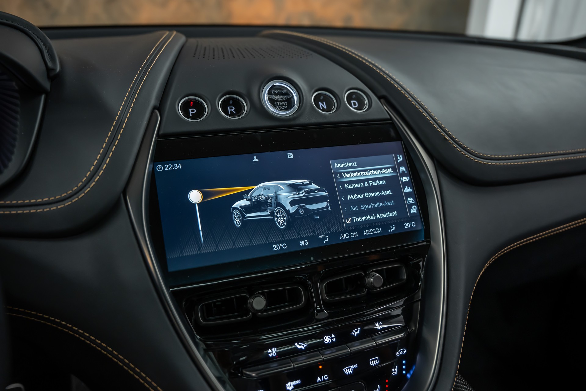 ASTON MARTIN DBX 707 4.0 V8 Bi-Turbo Q-Individual*Carbon*Garantie*AHK*23"*-image-30