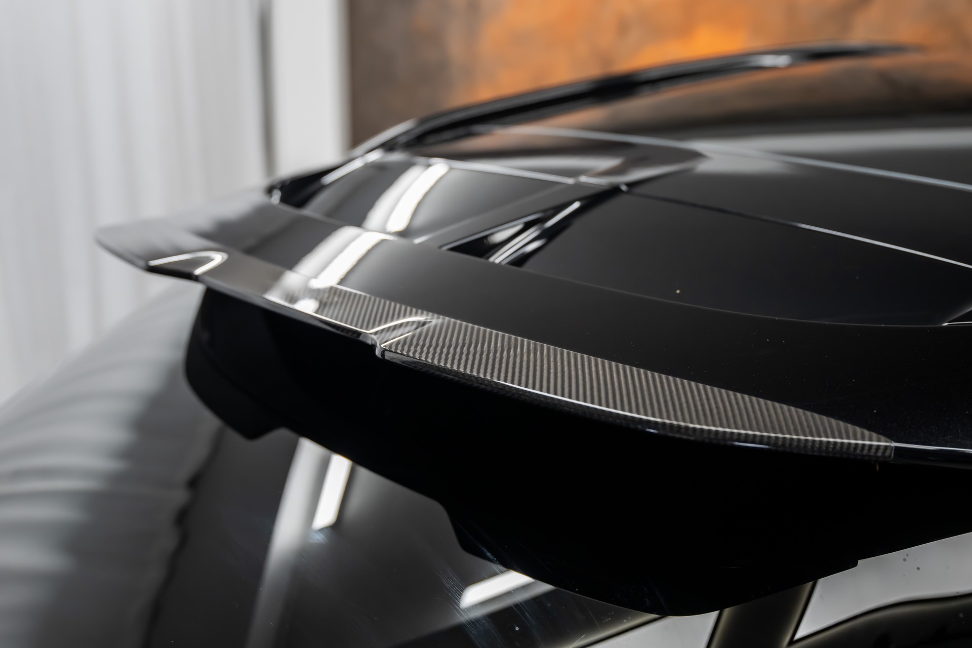 ASTON MARTIN DBX 707 4.0 V8 Bi-Turbo Q-Individual*Carbon*Garantie*AHK*23"*-image-9