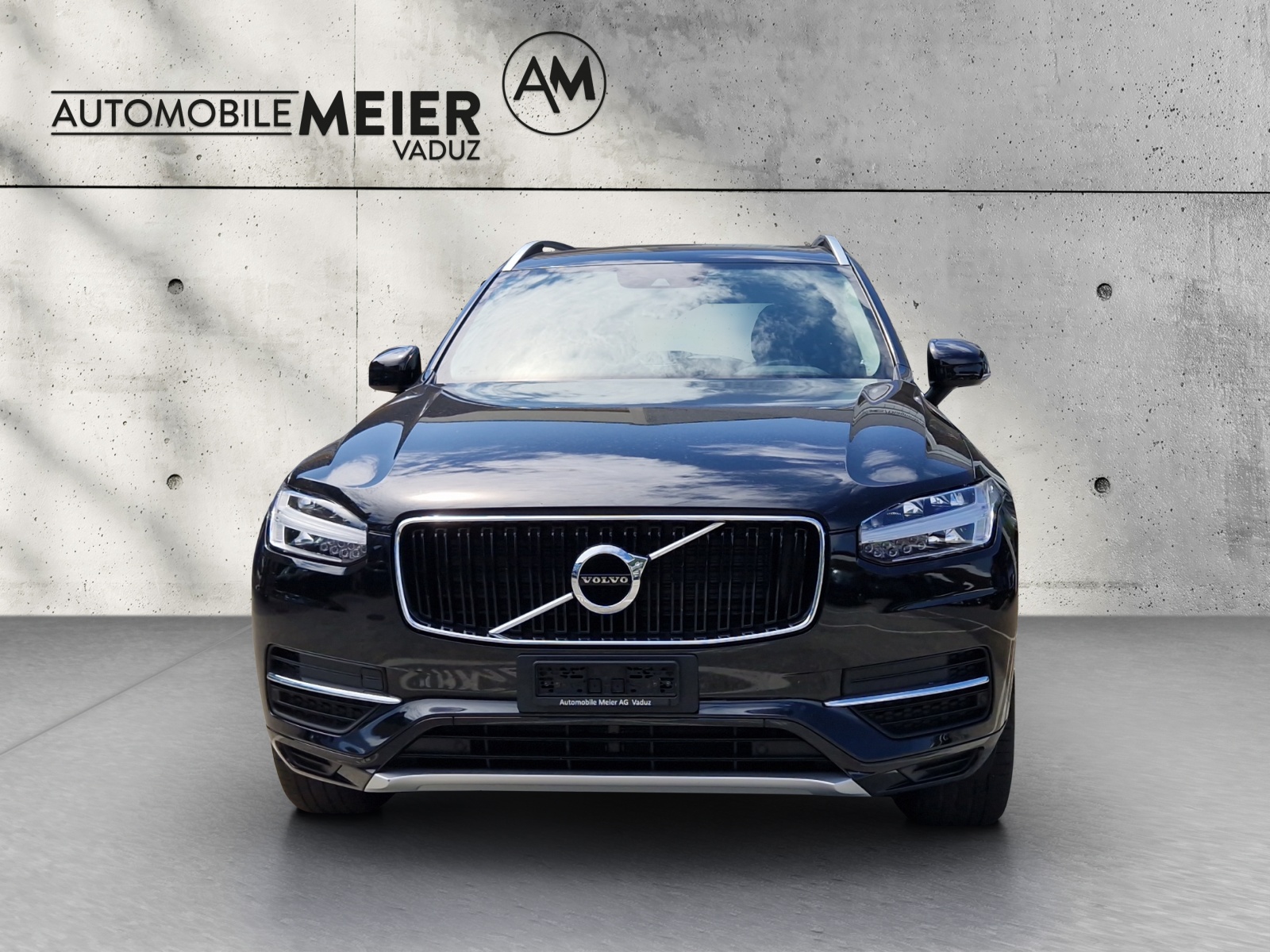 VOLVO XC90 2.0 D5 Momentum 7P. AWD-image-1