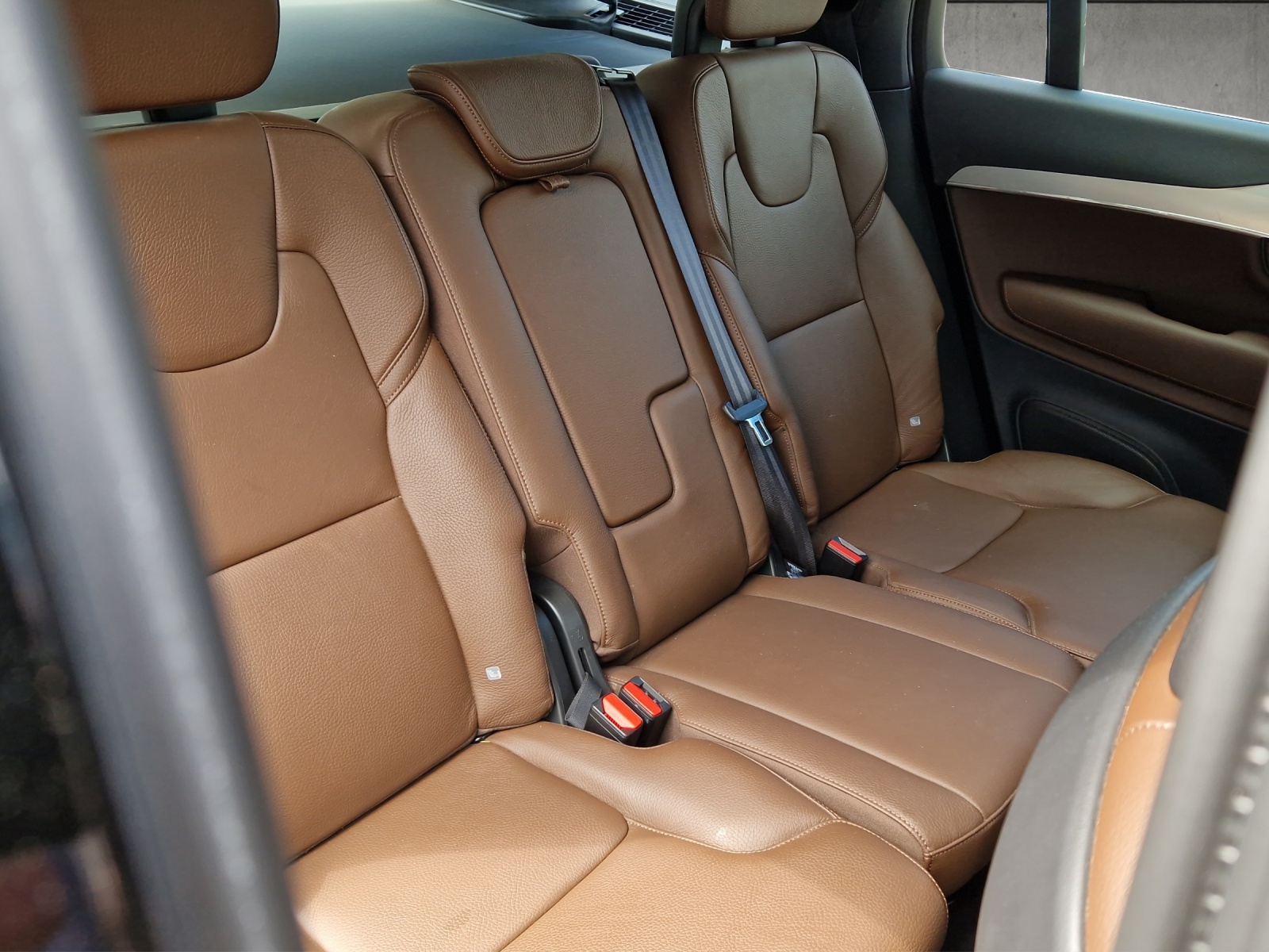 VOLVO XC90 2.0 D5 Momentum 7P. AWD-image-2