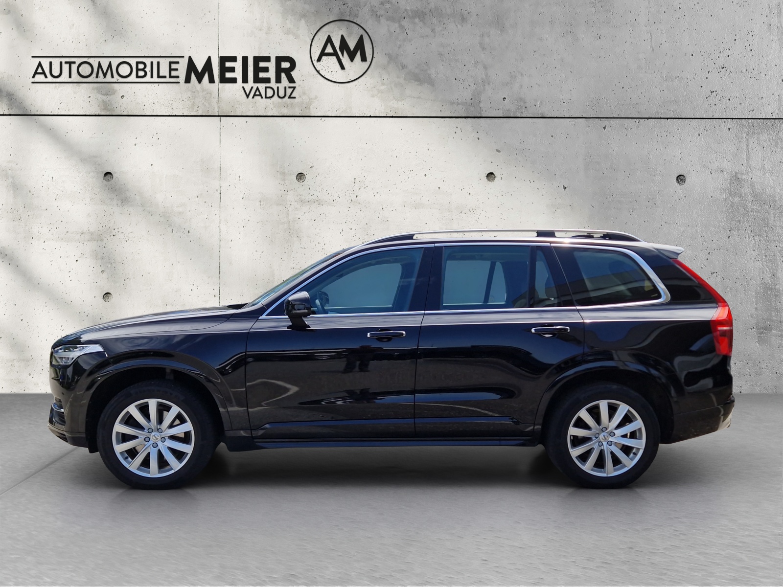 VOLVO XC90 2.0 D5 Momentum 7P. AWD-image-3