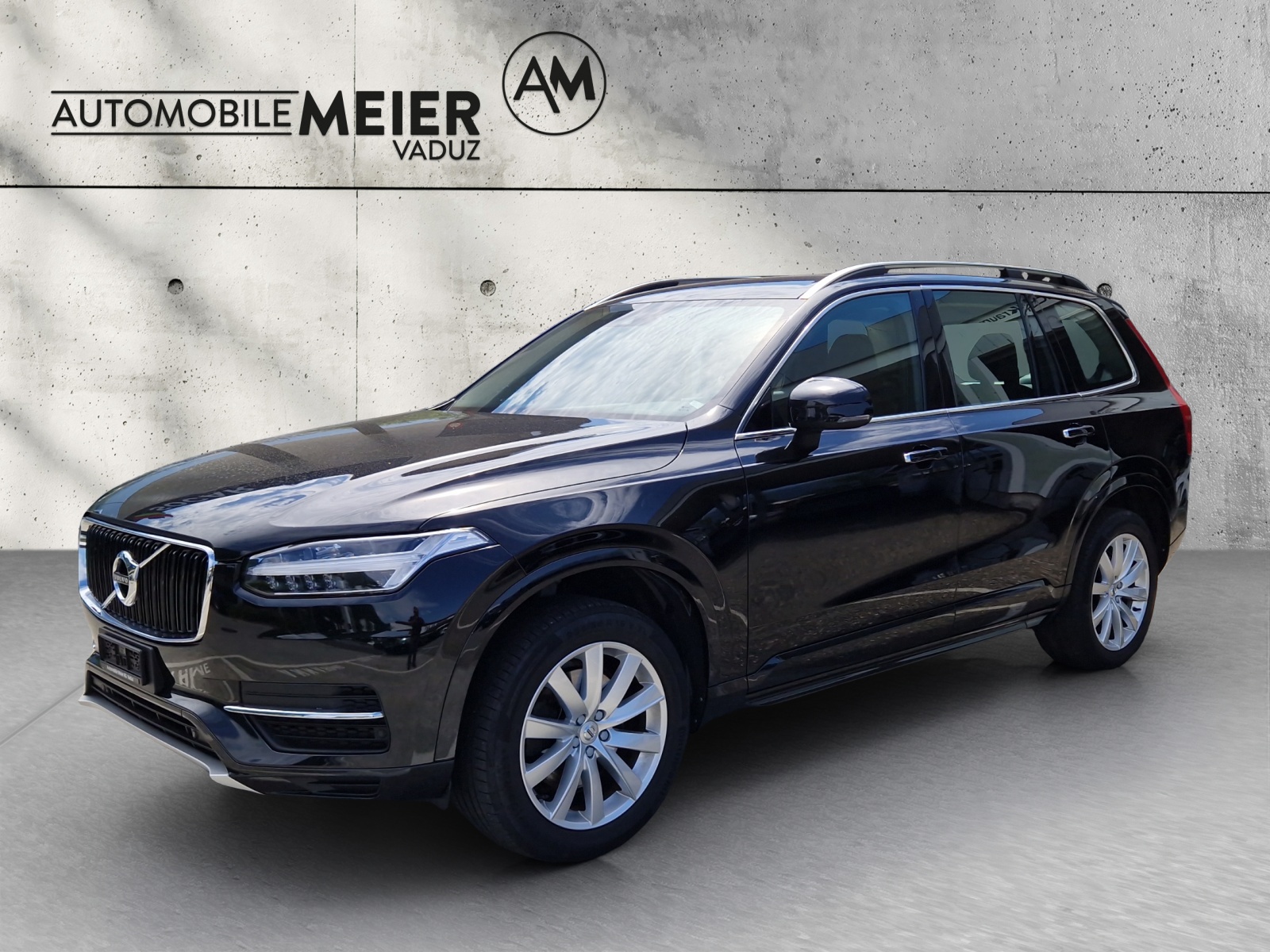 VOLVO XC90 2.0 D5 Momentum 7P. AWD-image-0