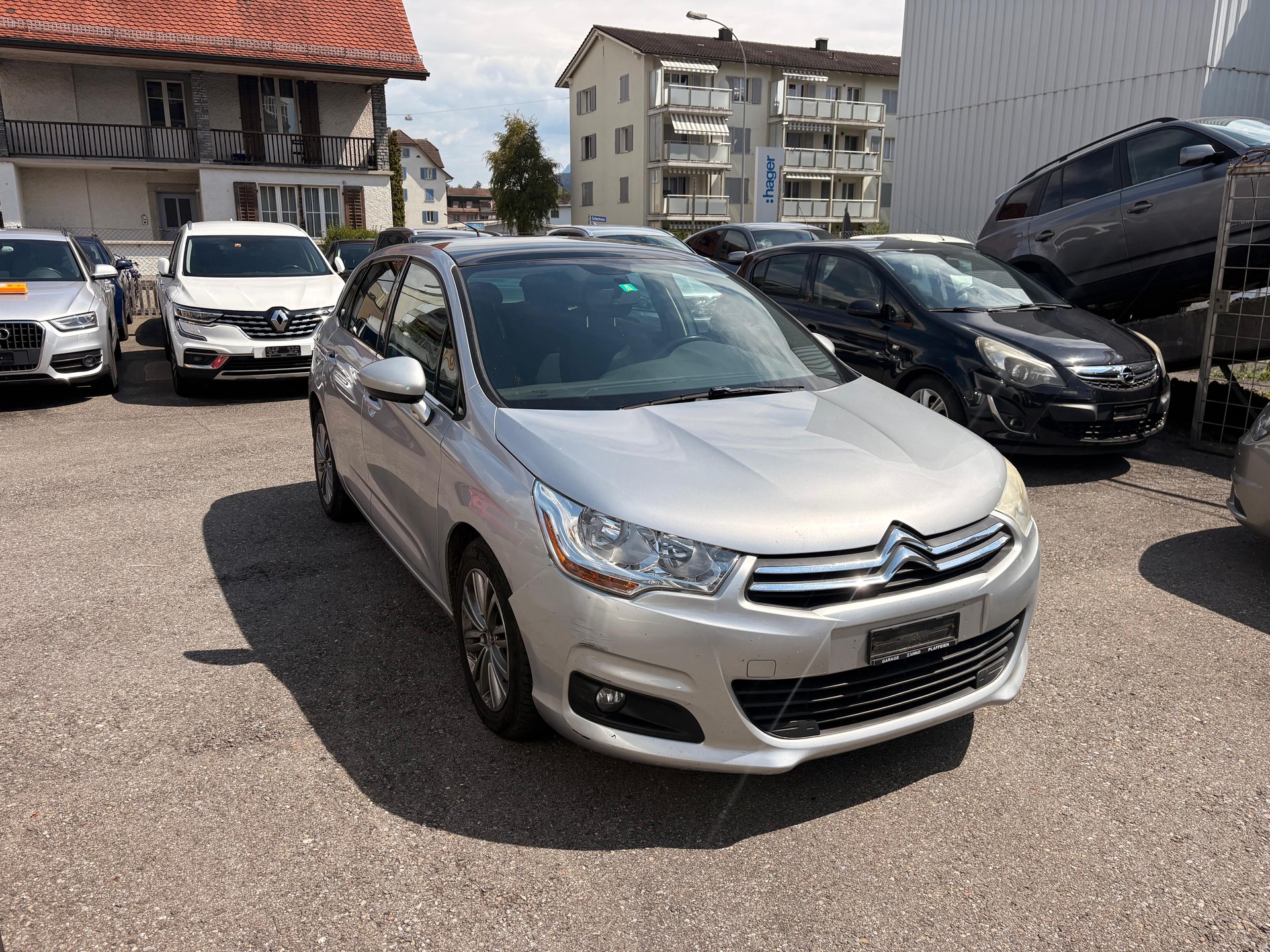 CITROEN C4 Berline 1.6 HDi Séduction-image-1