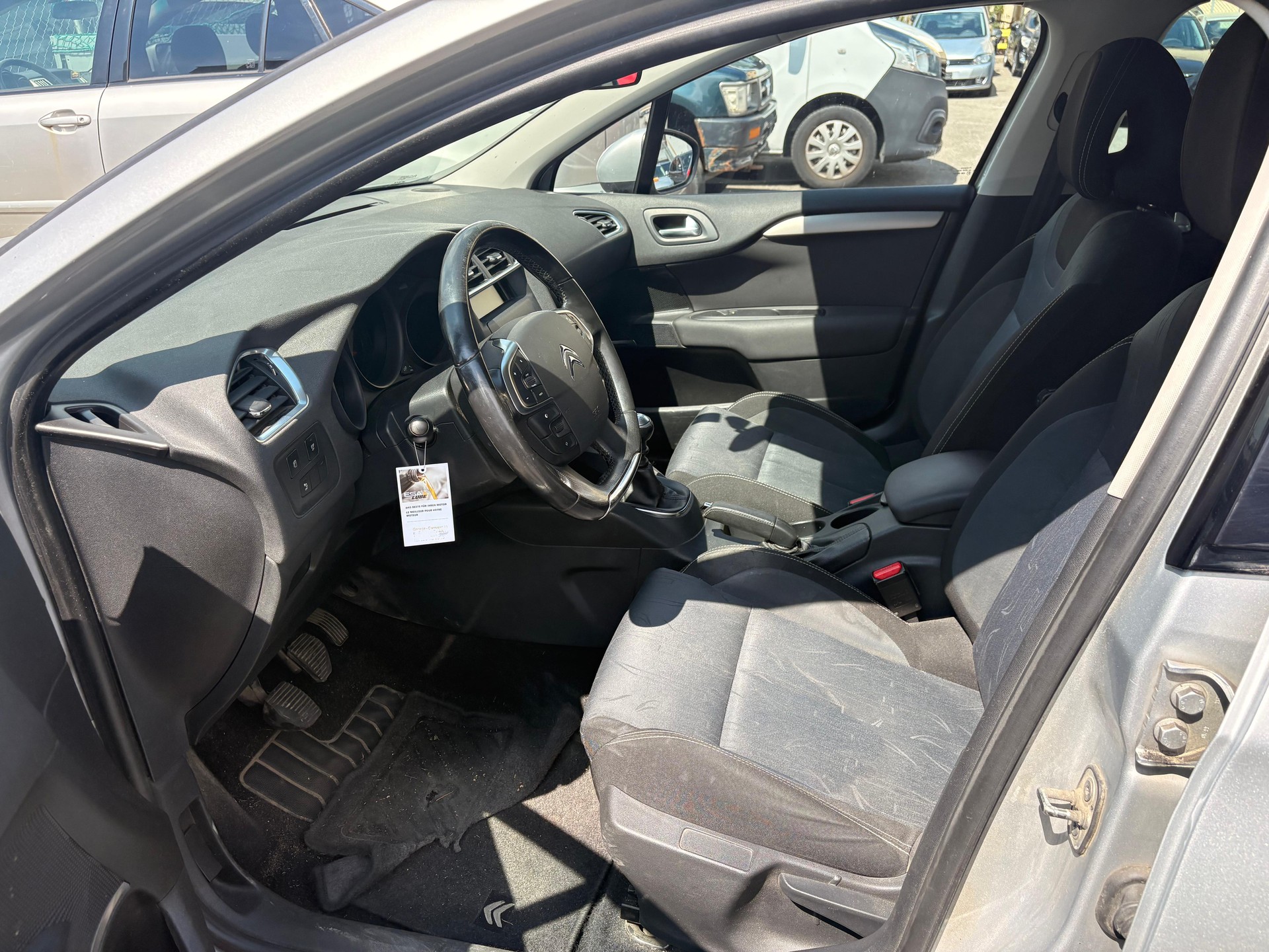 CITROEN C4 Berline 1.6 HDi Séduction-image-5