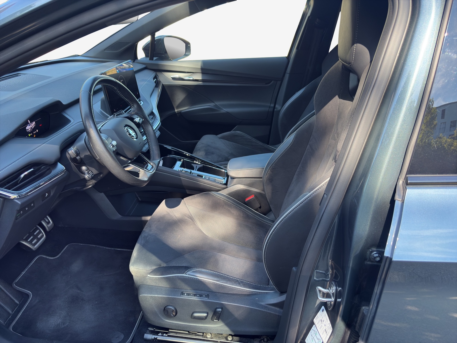 SKODA Enyaq iV 60 SportLine-image-7