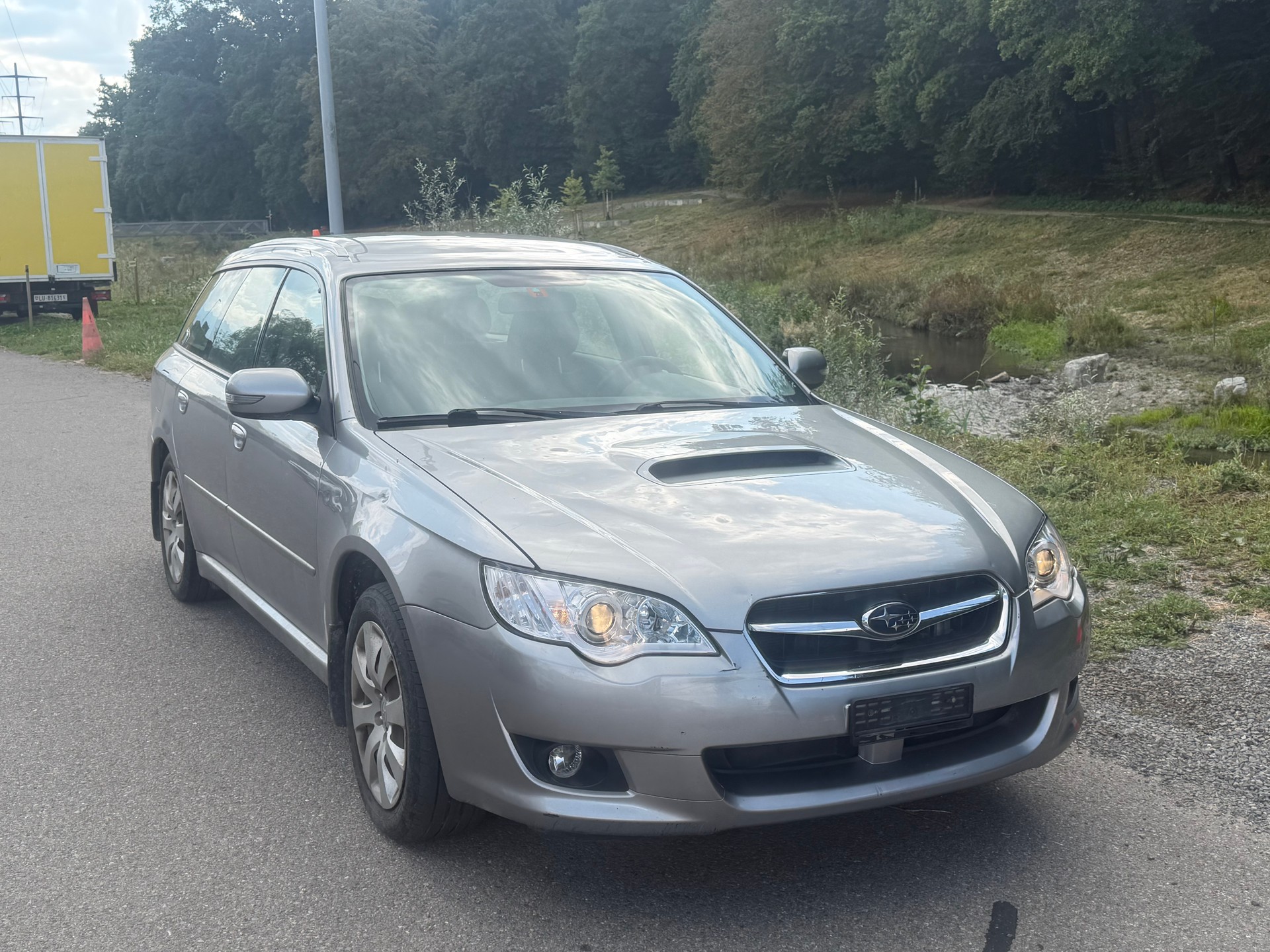 SUBARU Legacy 2.0D AWD Swiss-image-1