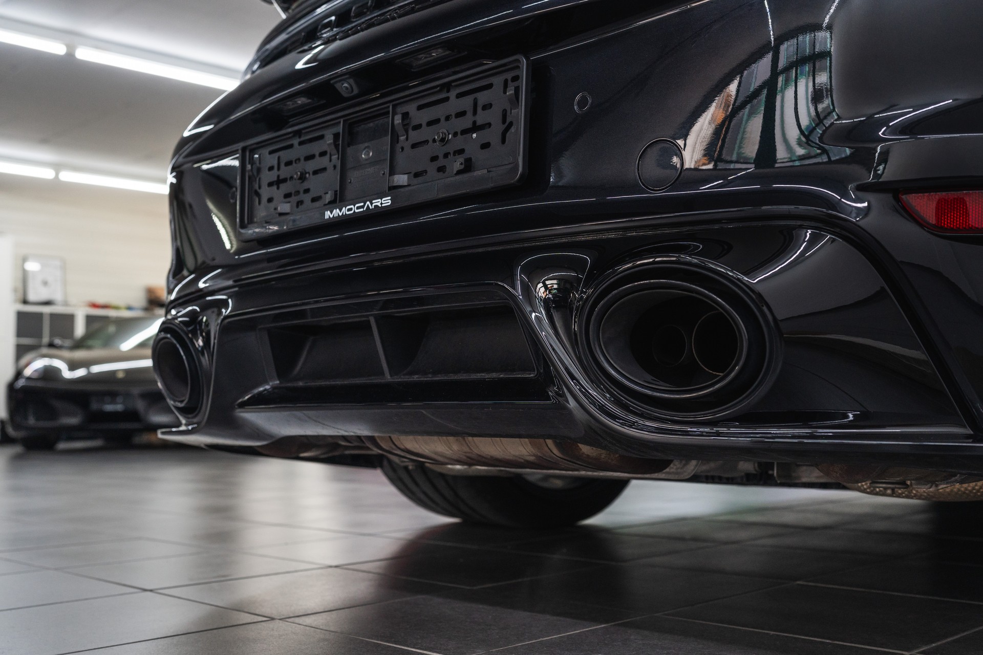 PORSCHE 911 Turbo S PDK-image-8