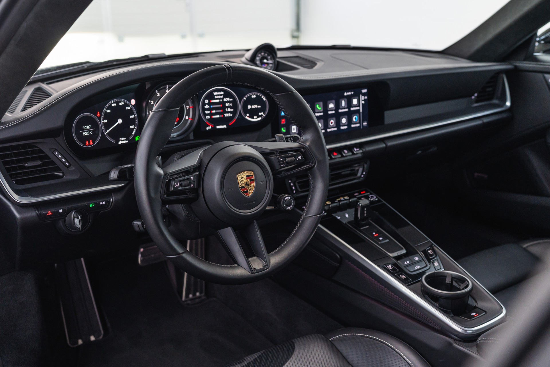 PORSCHE 911 Turbo S PDK-image-10