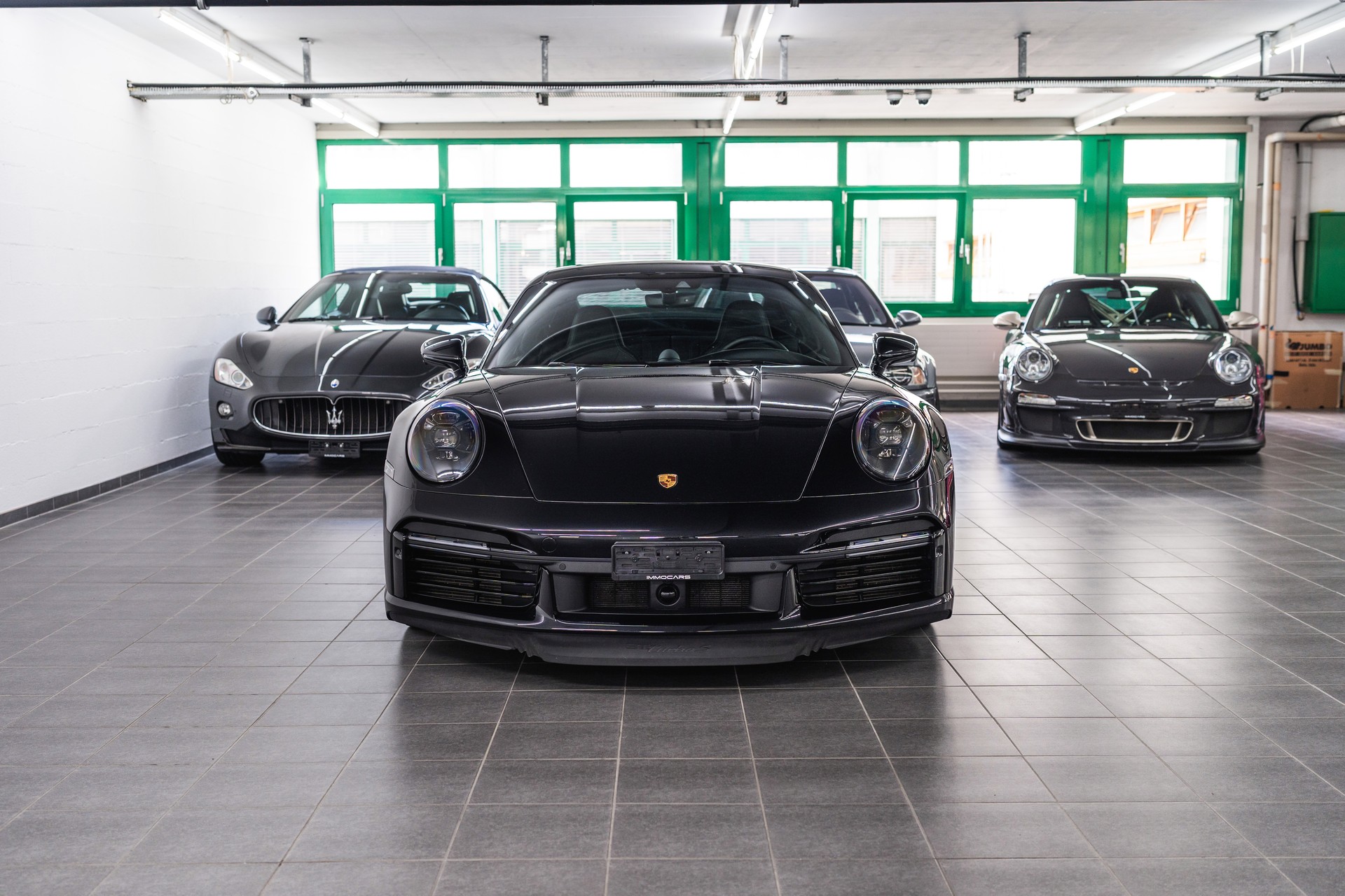 PORSCHE 911 Turbo S PDK-image-1