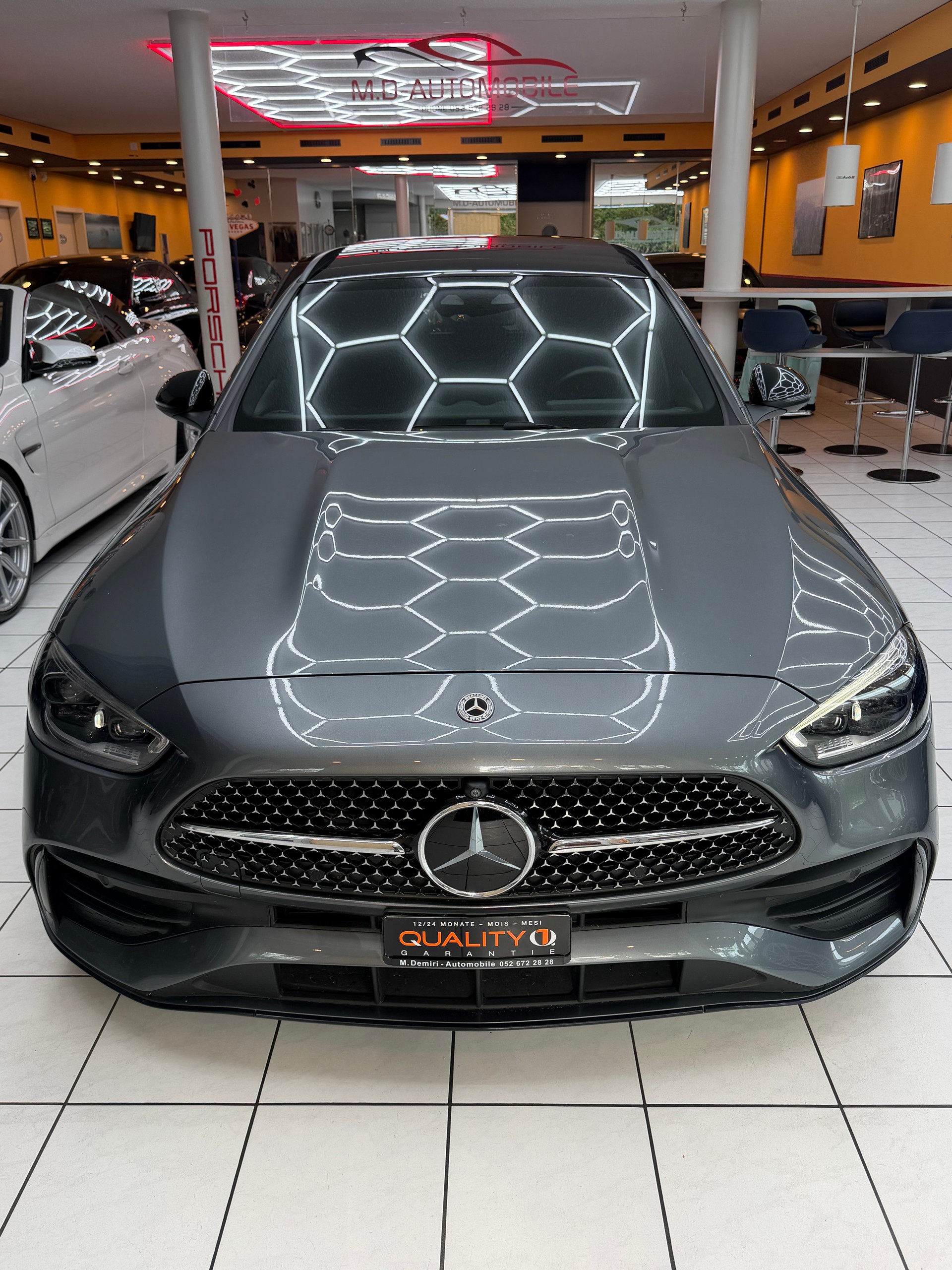 MERCEDES-BENZ C 220 d Swiss Star AMG Line 4matic Kombi-image-3