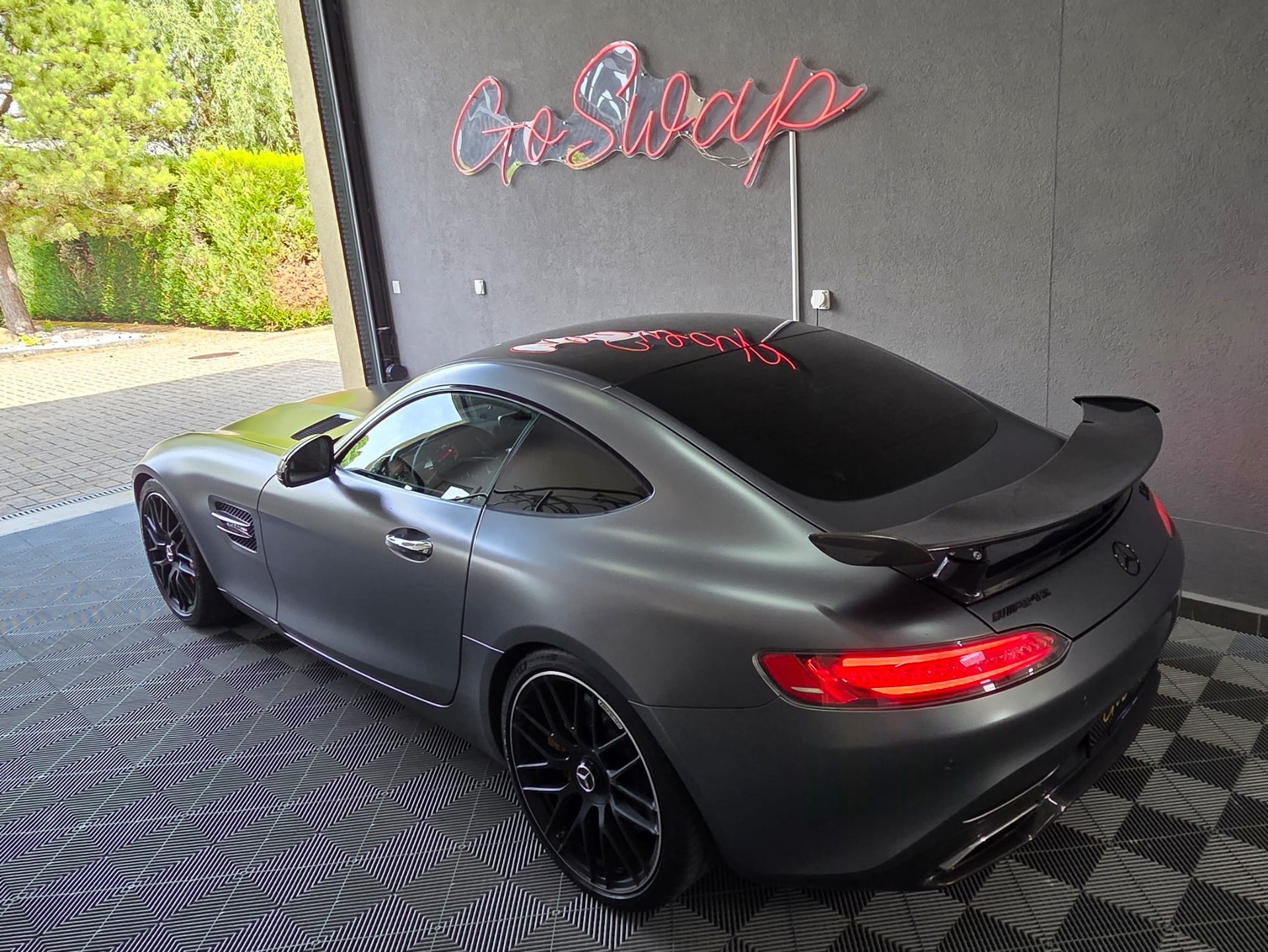 MERCEDES-BENZ AMG GT S Speedshift DCT-image-3